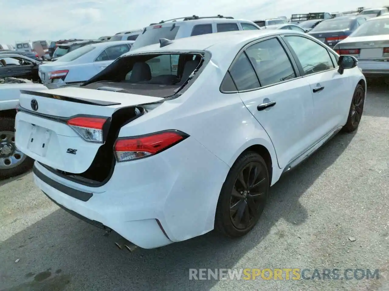 4 Photograph of a damaged car 5YFS4MCEXMP065297 TOYOTA COROLLA 2021