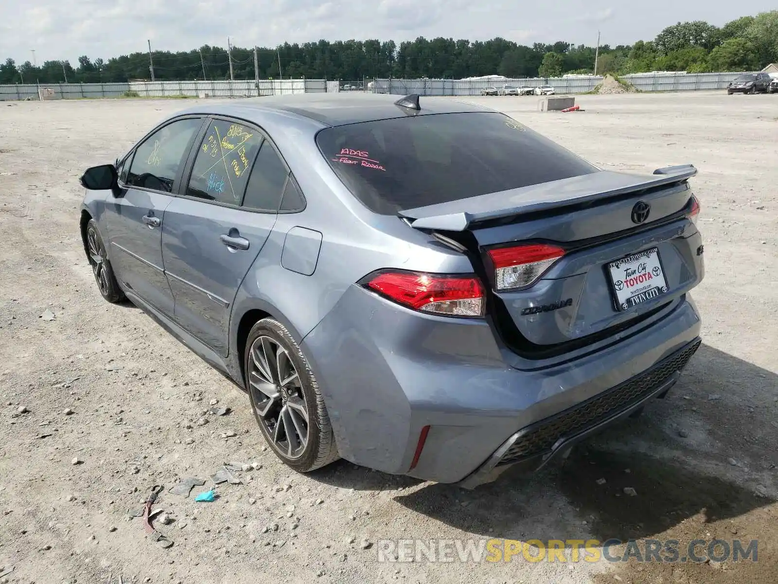 3 Photograph of a damaged car 5YFS4MCEXMP087574 TOYOTA COROLLA 2021