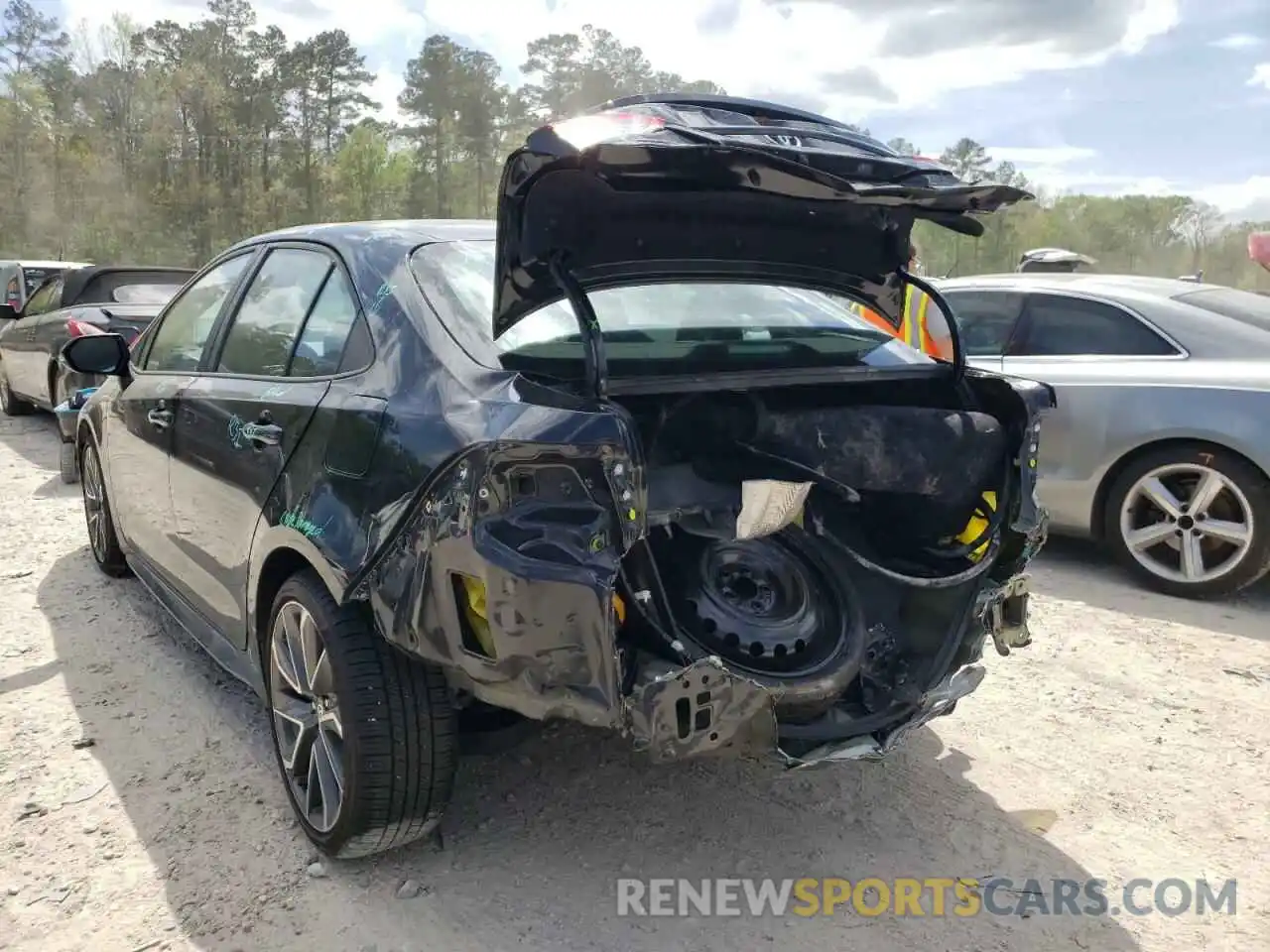 3 Photograph of a damaged car 5YFS4MCEXMP089602 TOYOTA COROLLA 2021