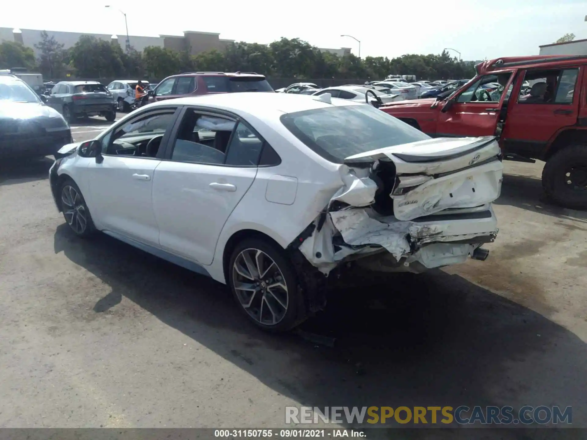 3 Photograph of a damaged car 5YFT4MCE0MP064762 TOYOTA COROLLA 2021