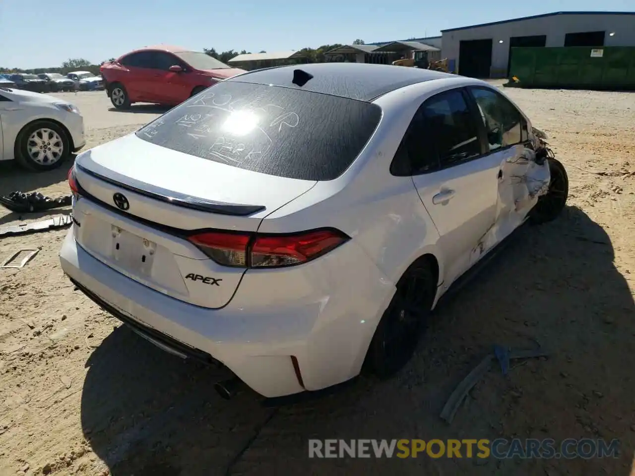 4 Photograph of a damaged car 5YFT4MCE0MP076183 TOYOTA COROLLA 2021