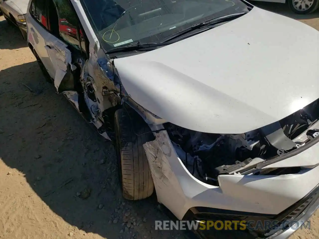 9 Photograph of a damaged car 5YFT4MCE0MP076183 TOYOTA COROLLA 2021