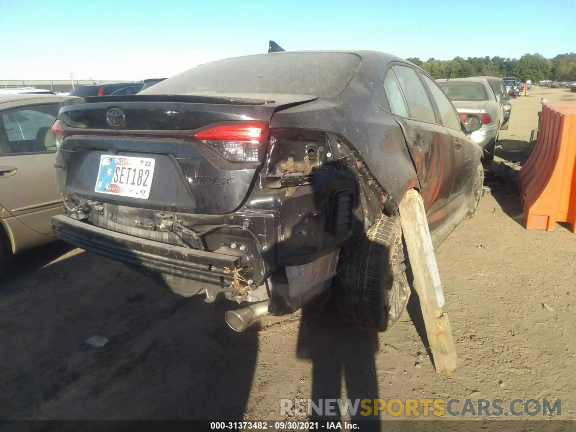 4 Photograph of a damaged car 5YFT4MCE0MP088155 TOYOTA COROLLA 2021