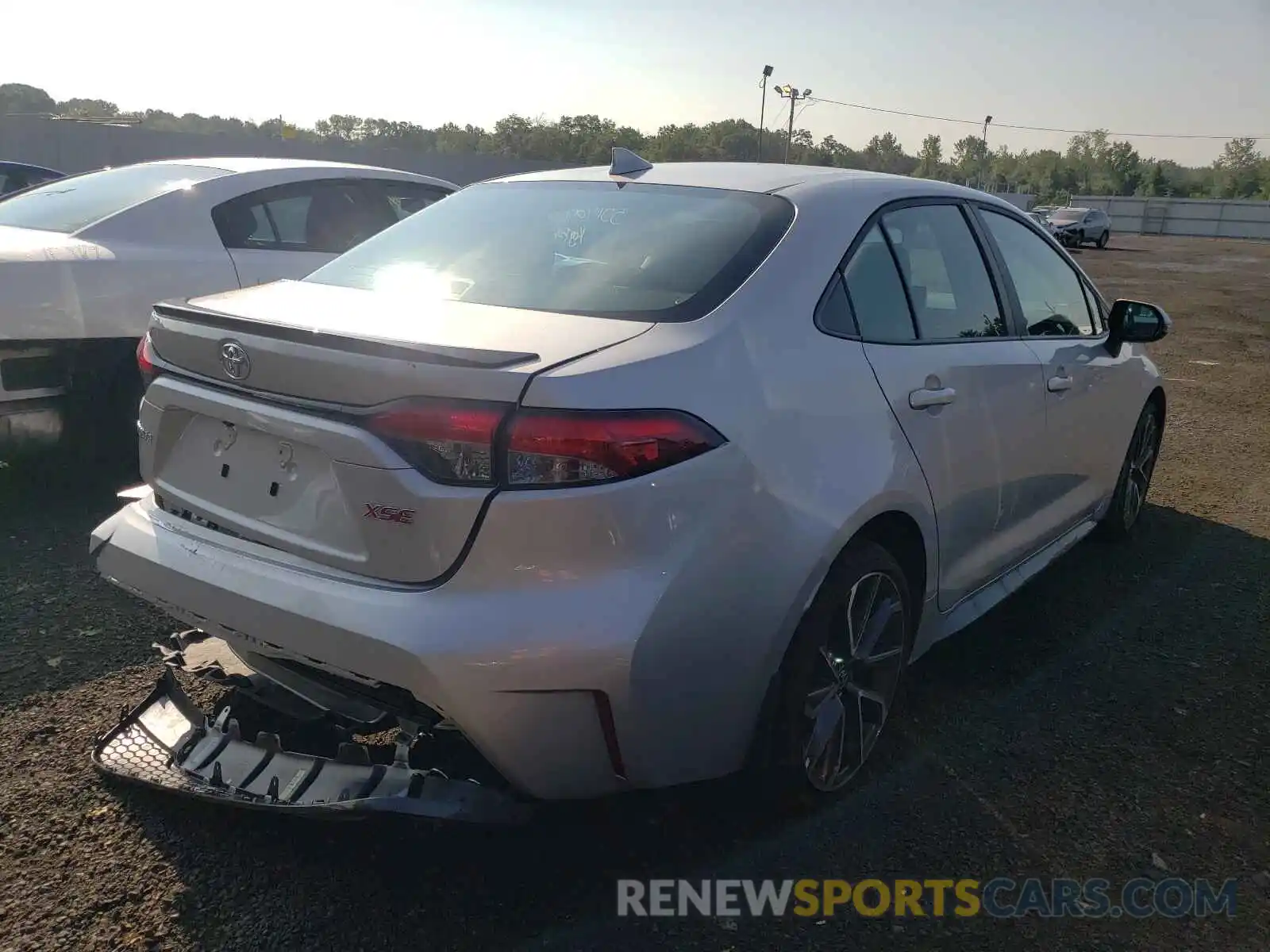 4 Photograph of a damaged car 5YFT4MCE1MP094143 TOYOTA COROLLA 2021