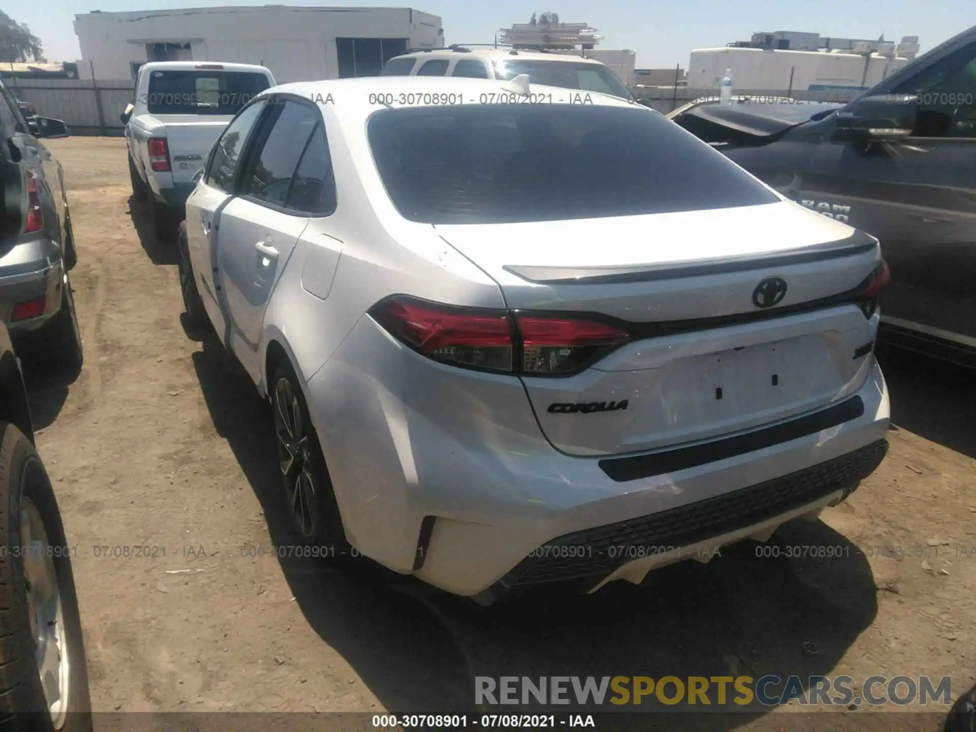 3 Photograph of a damaged car 5YFT4MCE2MP088660 TOYOTA COROLLA 2021