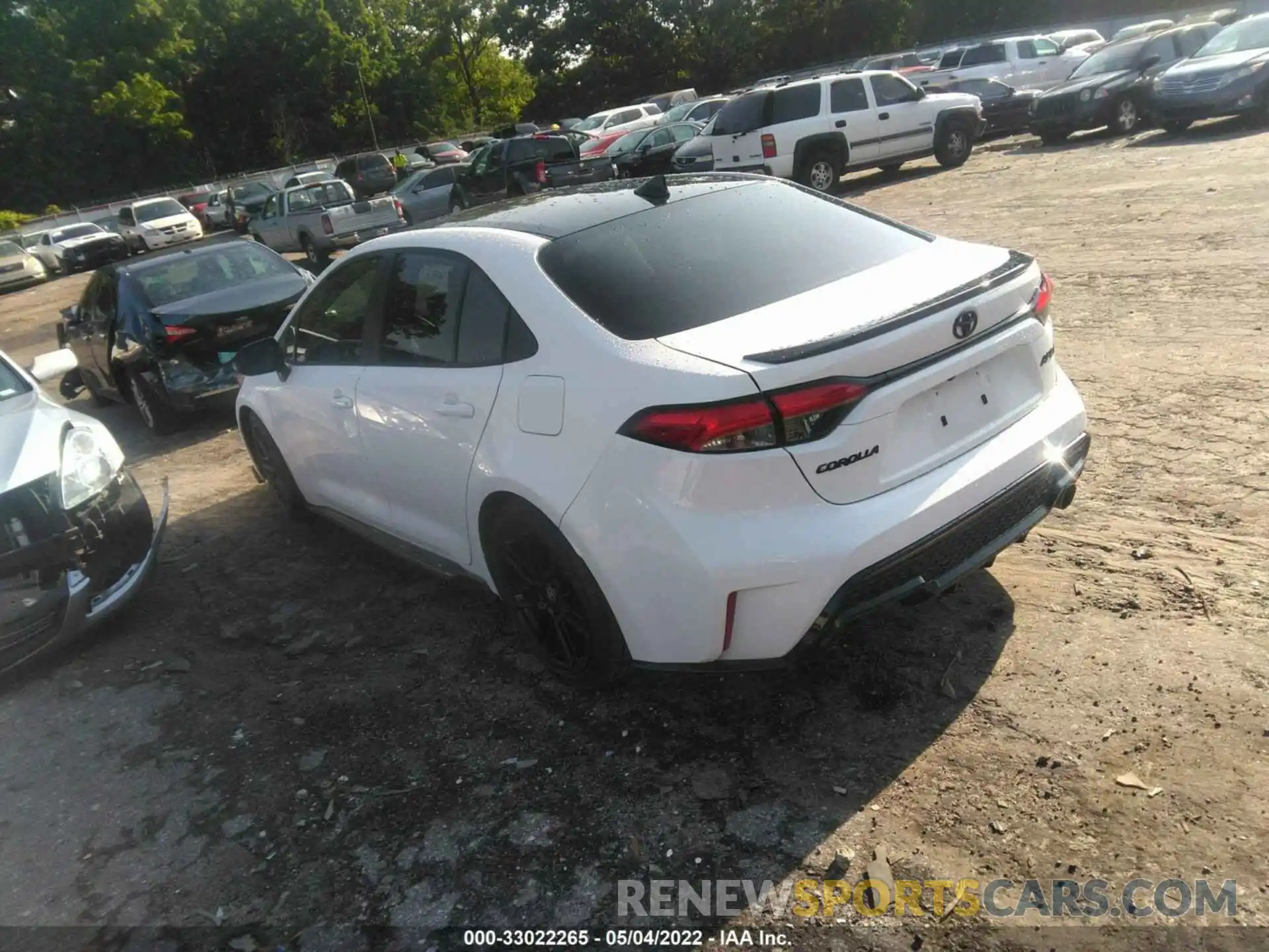 3 Photograph of a damaged car 5YFT4MCE3MP076890 TOYOTA COROLLA 2021