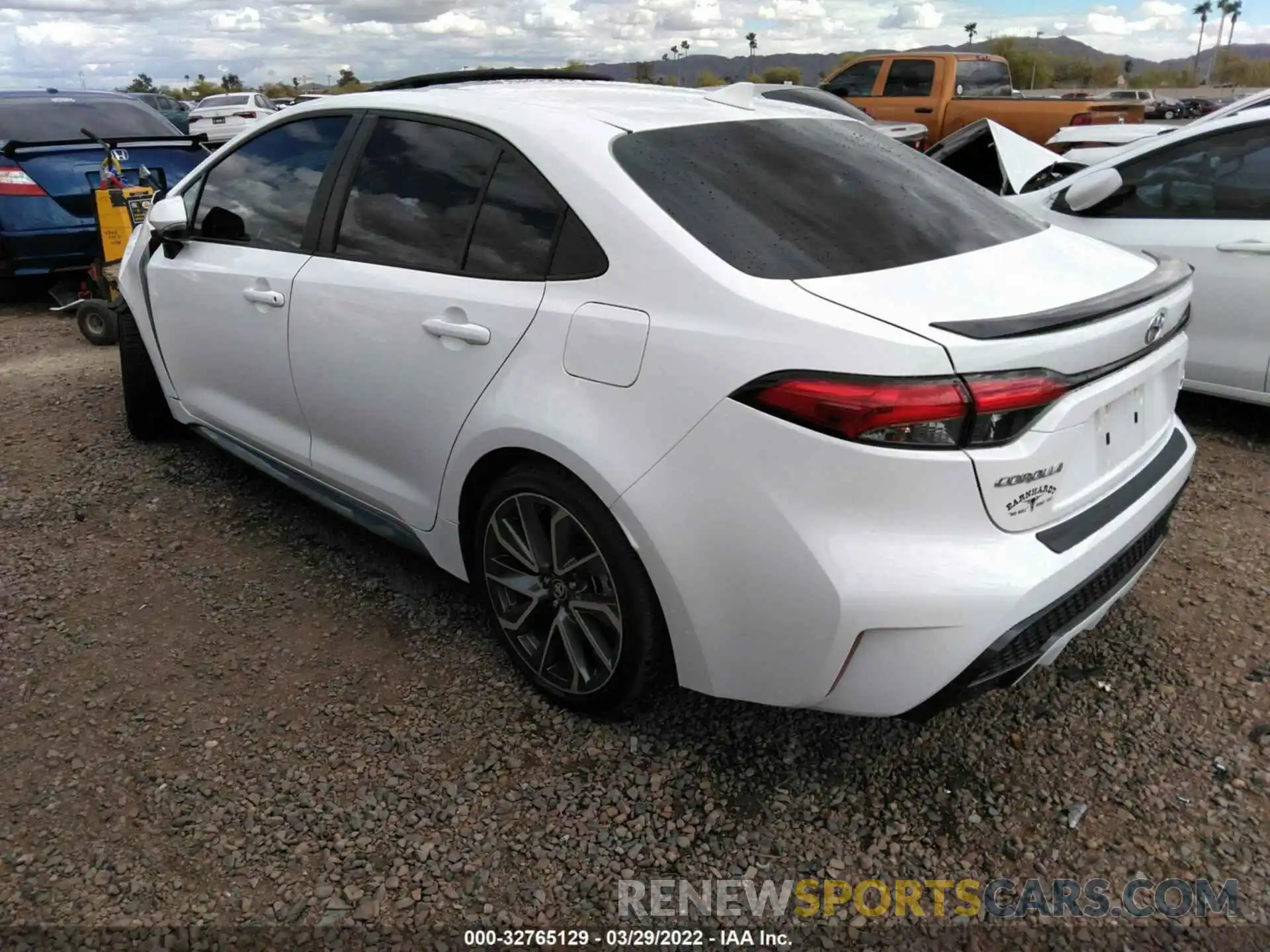 3 Photograph of a damaged car 5YFT4MCE3MP085248 TOYOTA COROLLA 2021