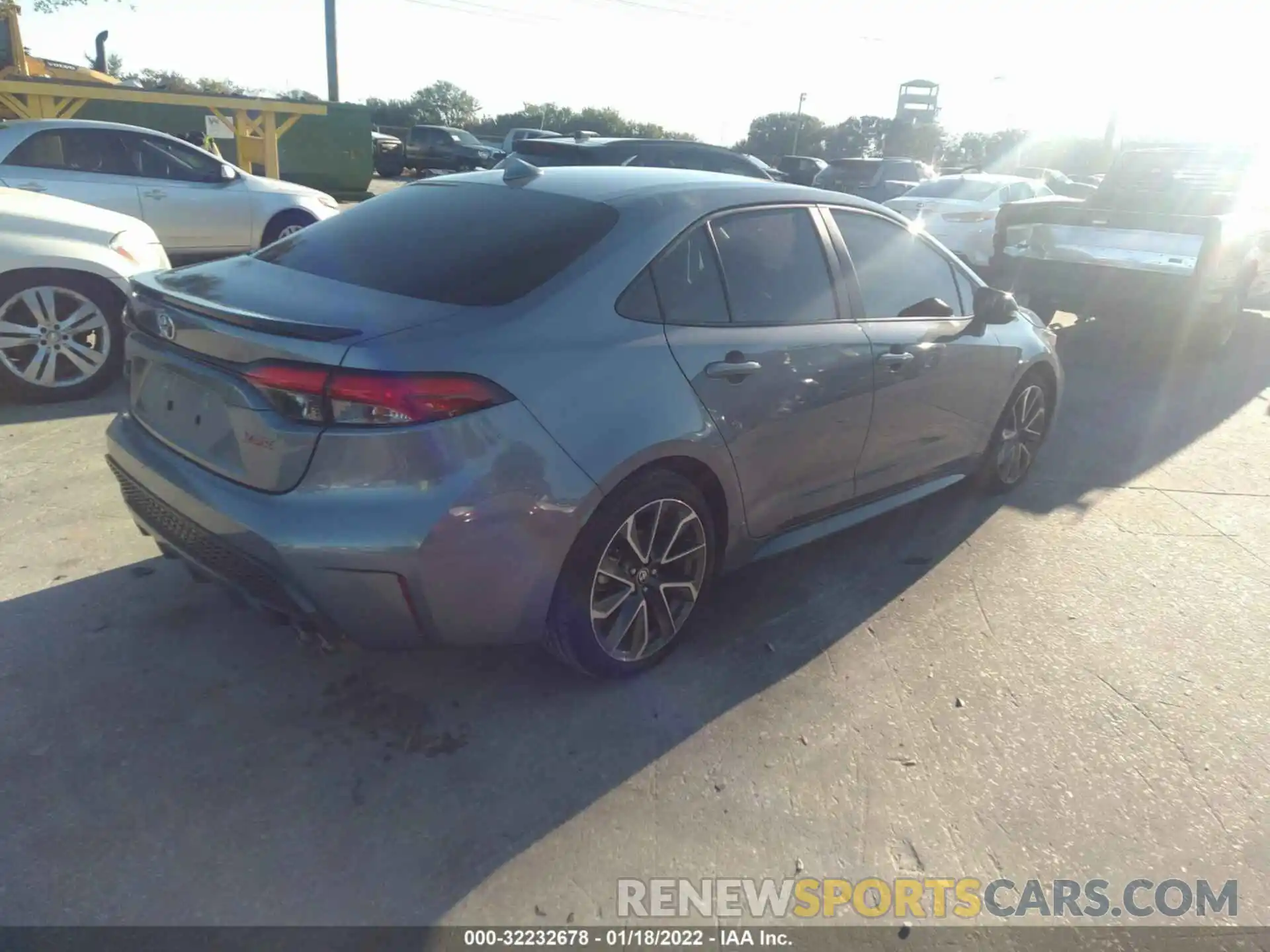 4 Photograph of a damaged car 5YFT4MCE3MP097206 TOYOTA COROLLA 2021