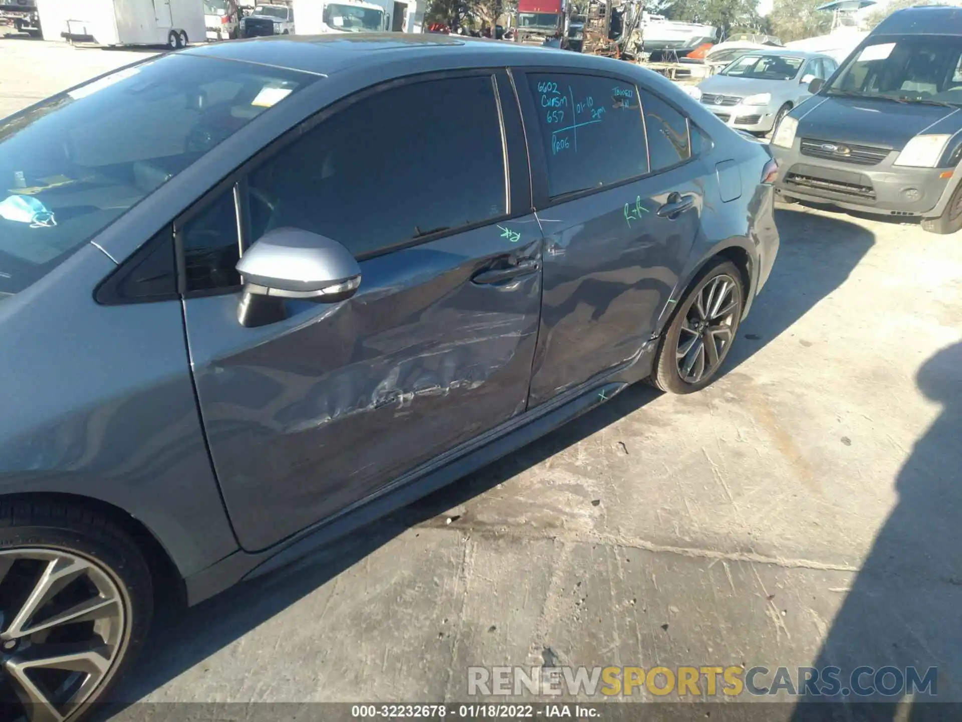 6 Photograph of a damaged car 5YFT4MCE3MP097206 TOYOTA COROLLA 2021