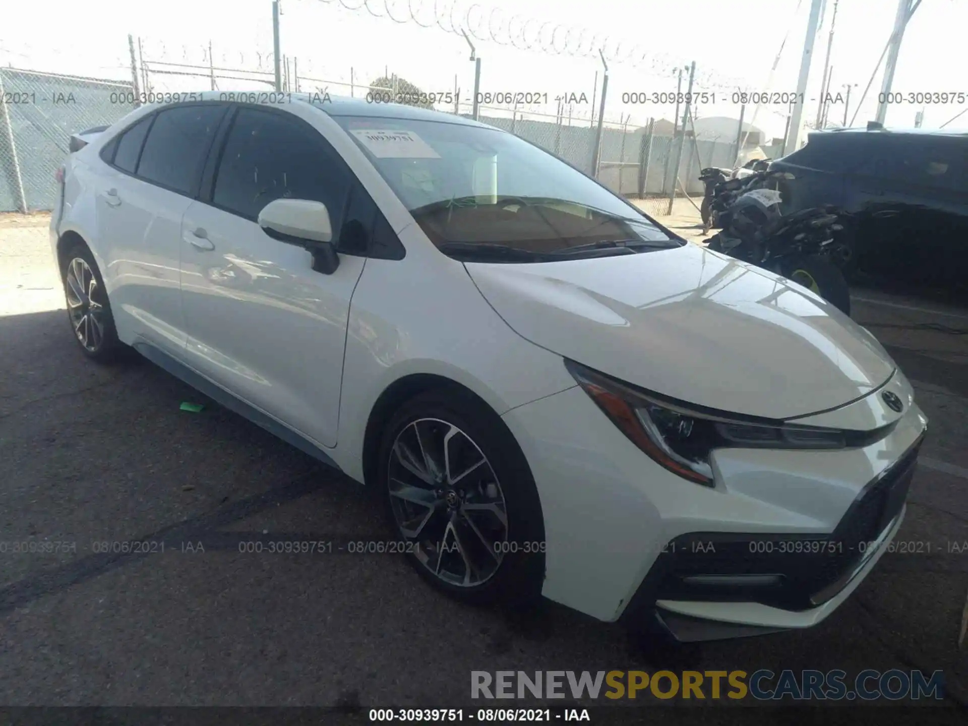 1 Photograph of a damaged car 5YFT4MCE4MP067129 TOYOTA COROLLA 2021