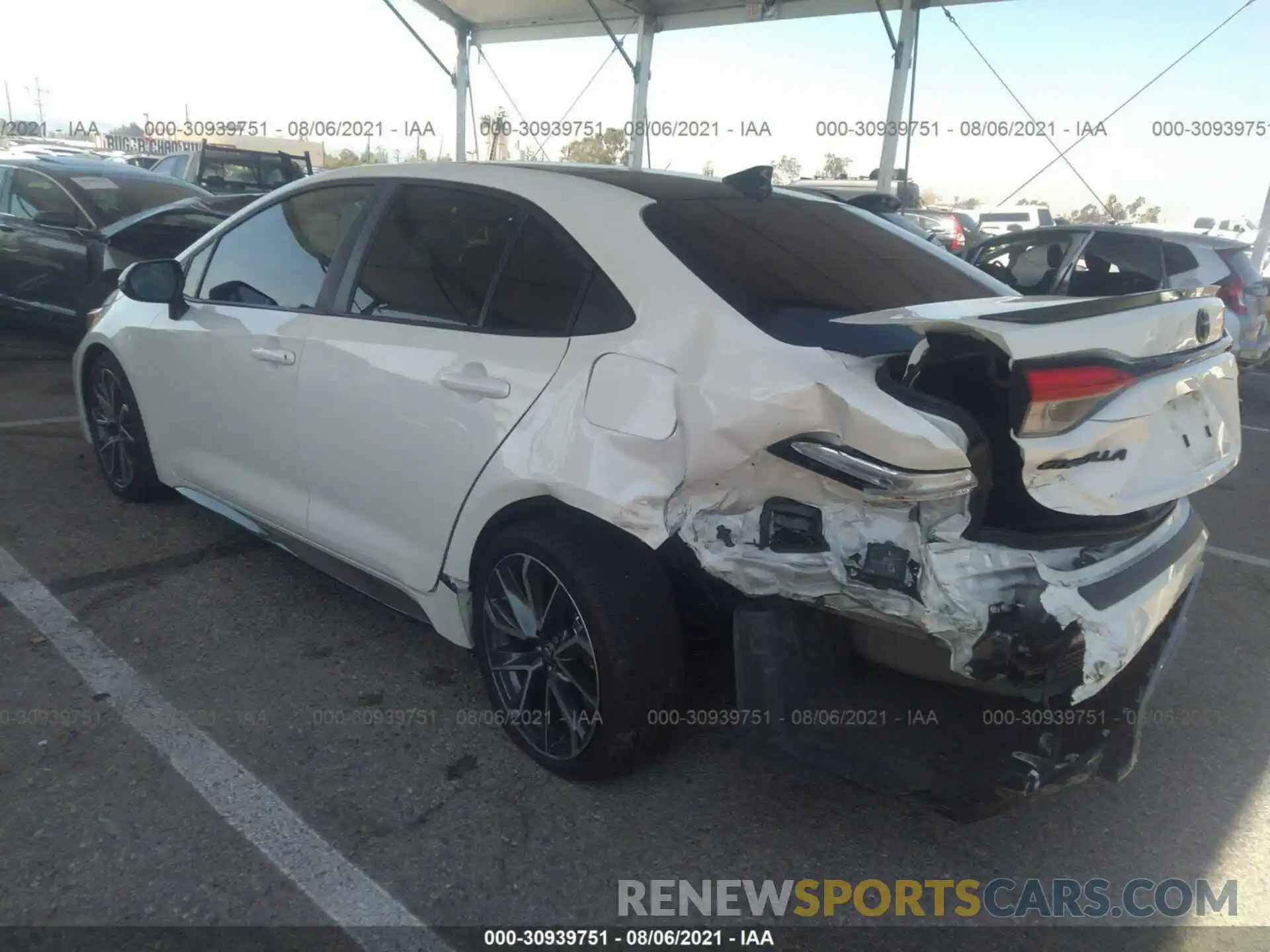 3 Photograph of a damaged car 5YFT4MCE4MP067129 TOYOTA COROLLA 2021