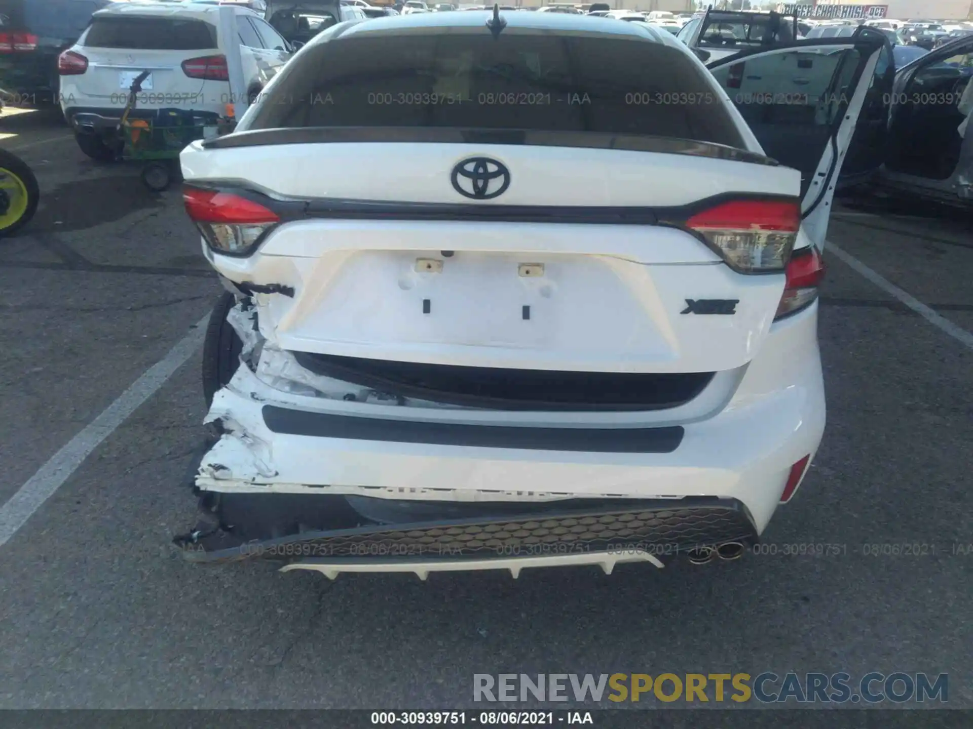 6 Photograph of a damaged car 5YFT4MCE4MP067129 TOYOTA COROLLA 2021