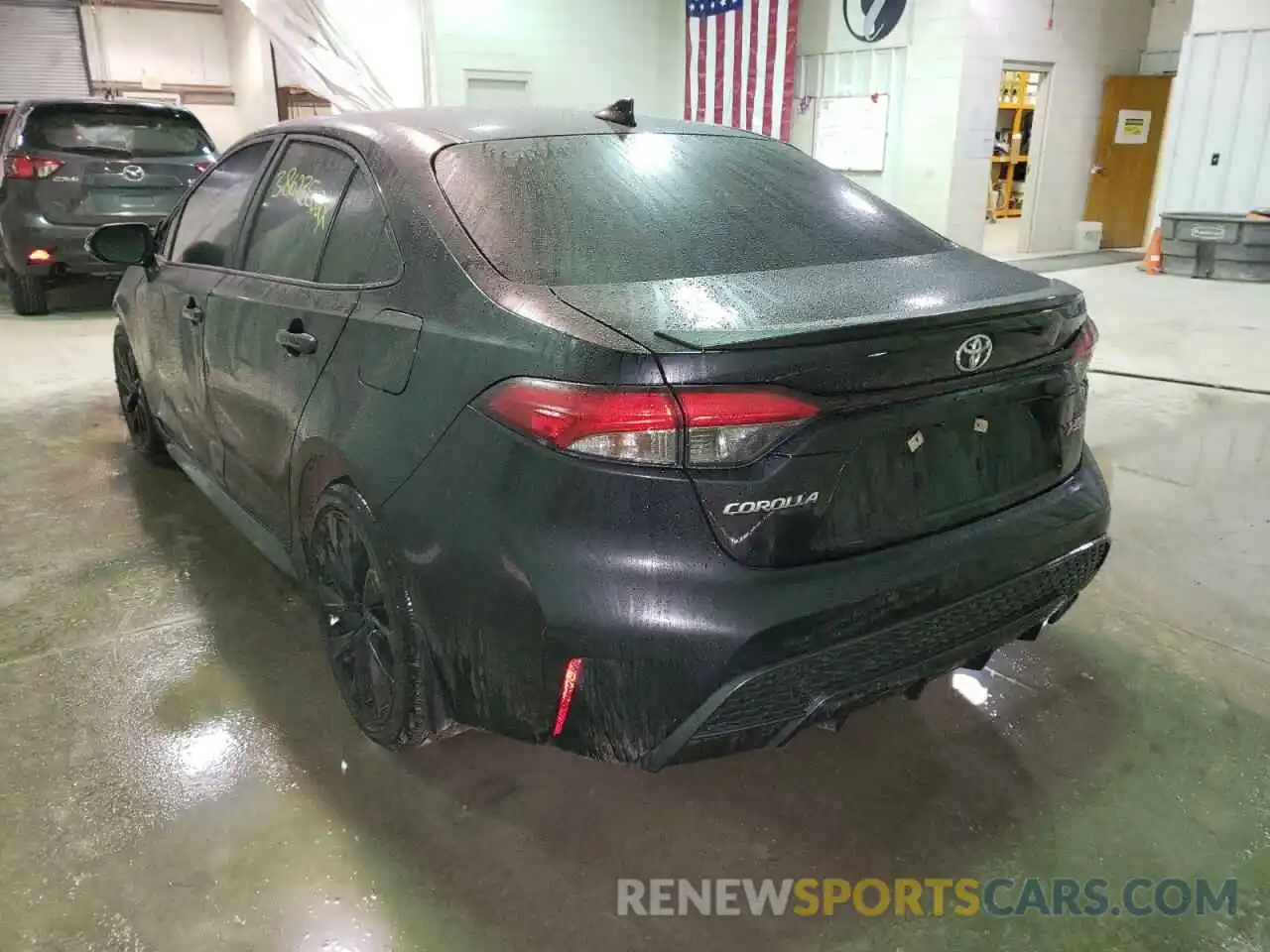 3 Photograph of a damaged car 5YFT4MCE5MP075434 TOYOTA COROLLA 2021