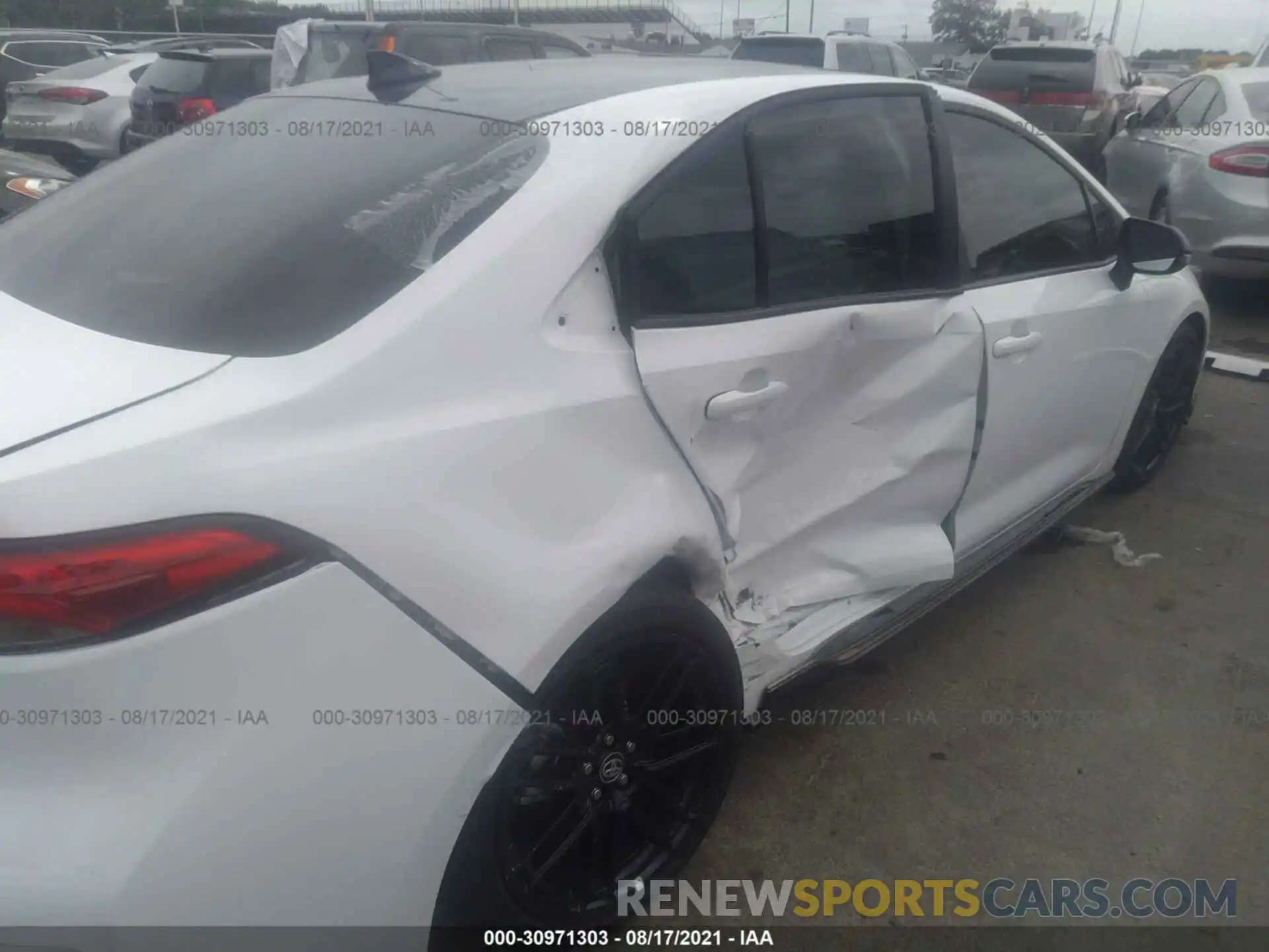 6 Photograph of a damaged car 5YFT4MCE6MP085857 TOYOTA COROLLA 2021