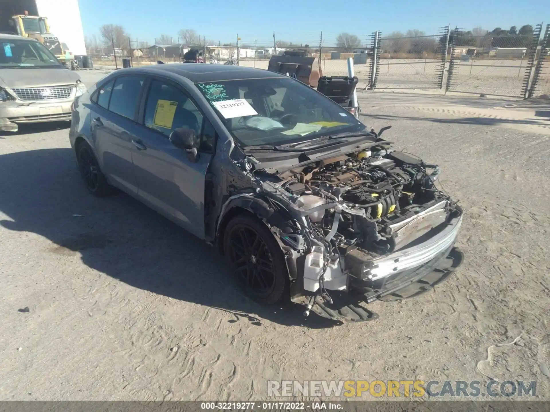 1 Photograph of a damaged car 5YFT4MCE9MP075954 TOYOTA COROLLA 2021