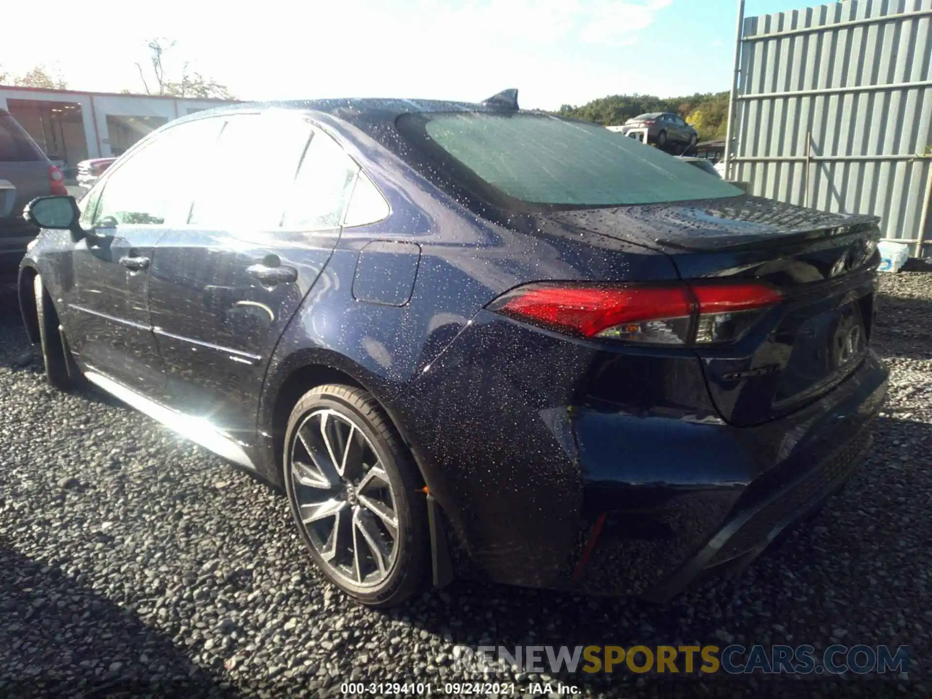 3 Photograph of a damaged car 5YFT4MCE9MP089918 TOYOTA COROLLA 2021