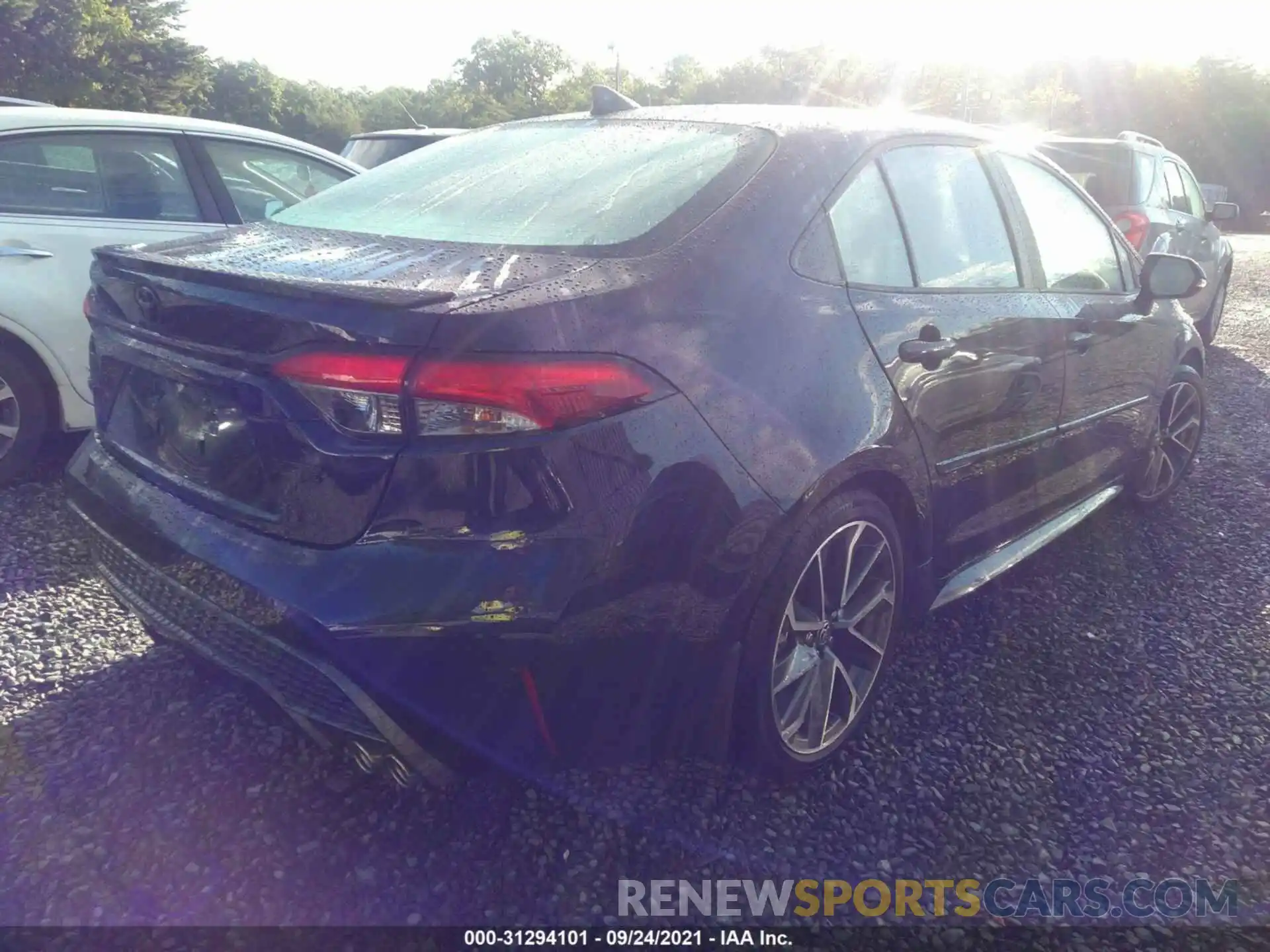 4 Photograph of a damaged car 5YFT4MCE9MP089918 TOYOTA COROLLA 2021