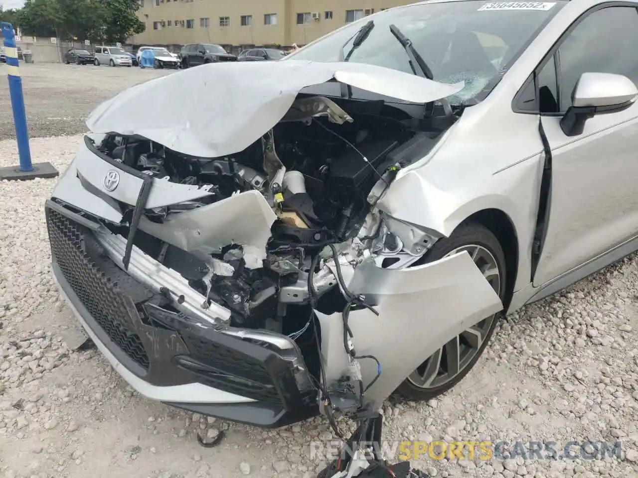 9 Photograph of a damaged car 5YFT4MCE9MP094813 TOYOTA COROLLA 2021