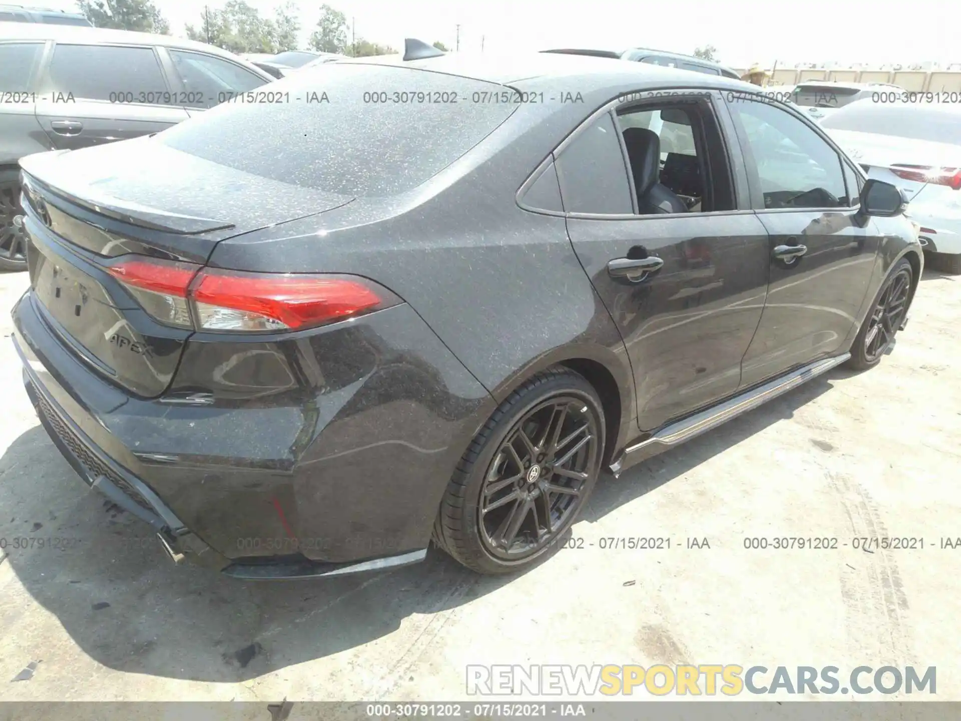 4 Photograph of a damaged car 5YFT4MCEXMP067104 TOYOTA COROLLA 2021