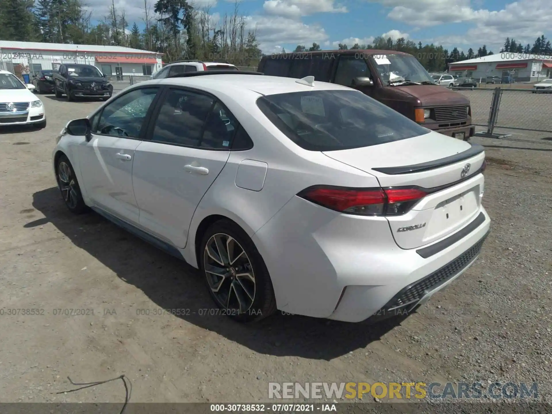 3 Photograph of a damaged car 5YFT4MCEXMP080287 TOYOTA COROLLA 2021