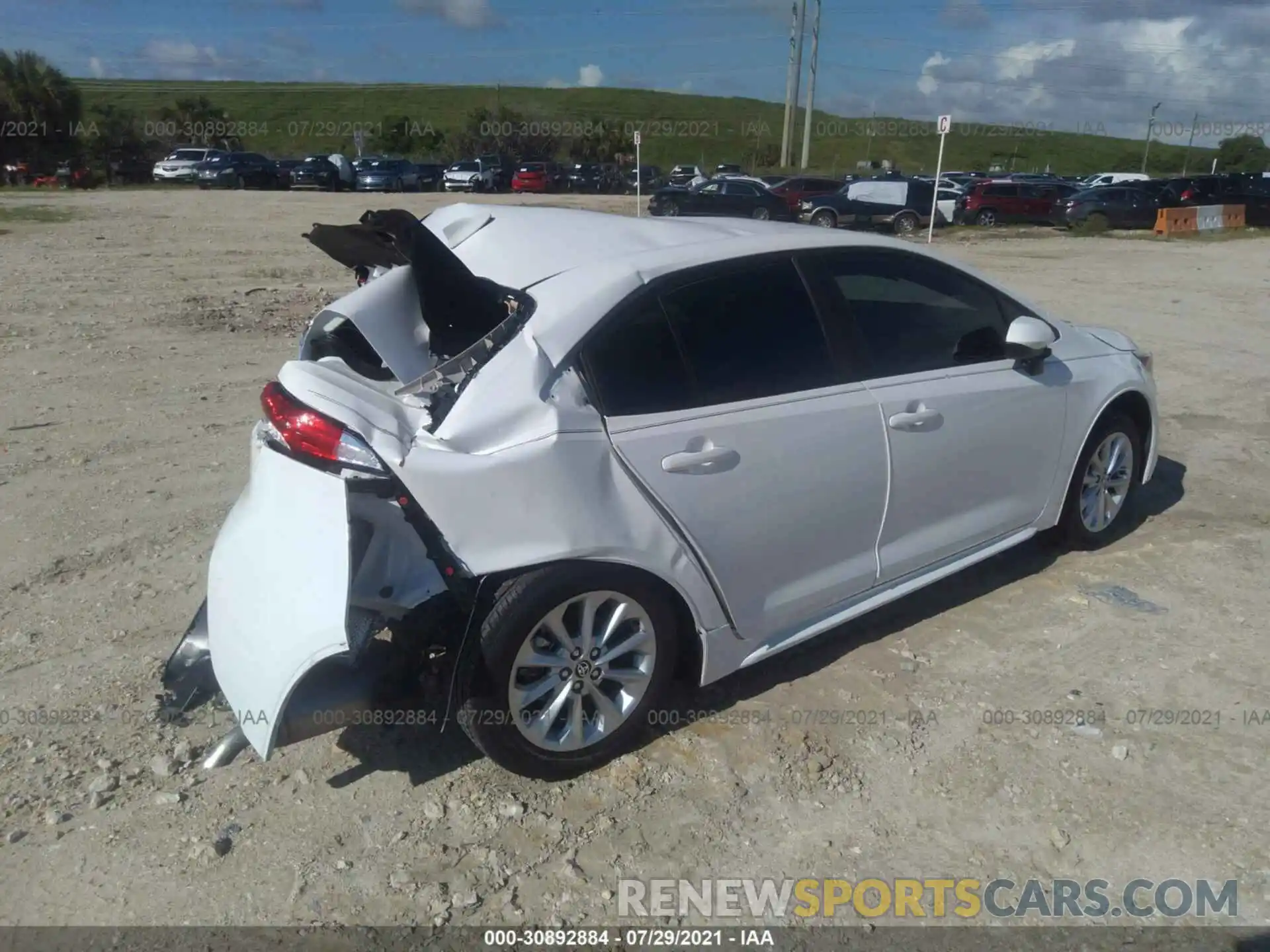 4 Photograph of a damaged car 5YFVPMAE0MP210970 TOYOTA COROLLA 2021