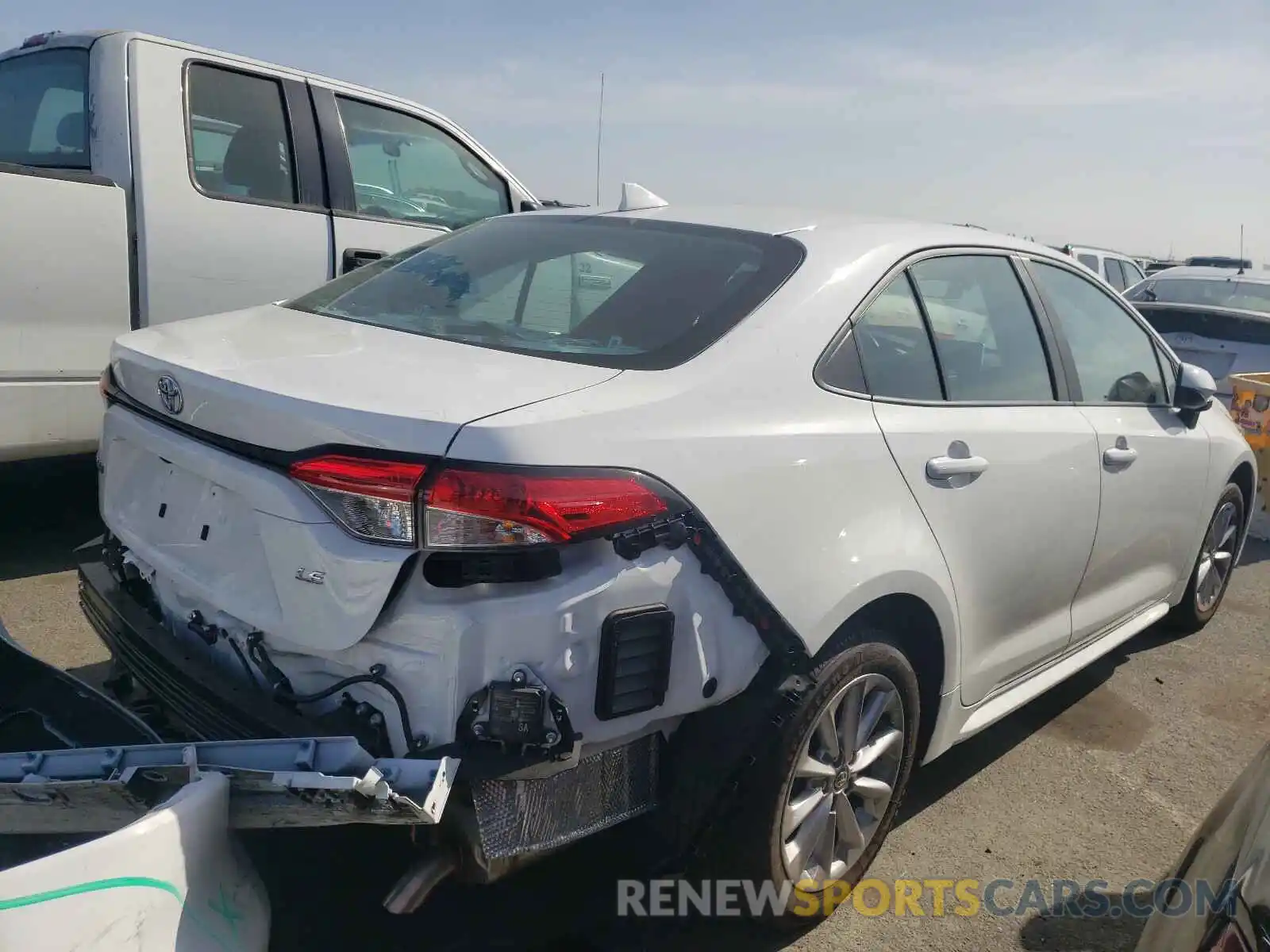 4 Photograph of a damaged car 5YFVPMAE2MP177664 TOYOTA COROLLA 2021