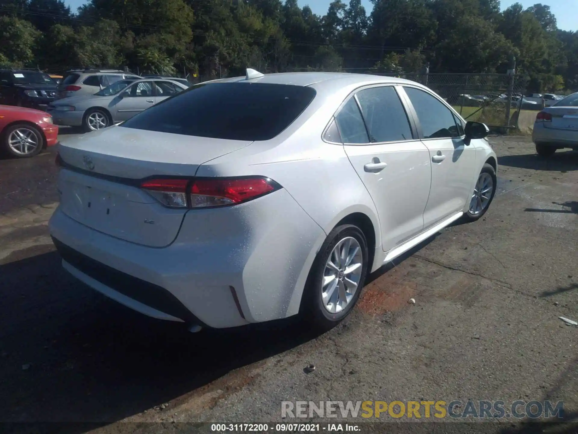 4 Photograph of a damaged car 5YFVPMAE3MP268474 TOYOTA COROLLA 2021