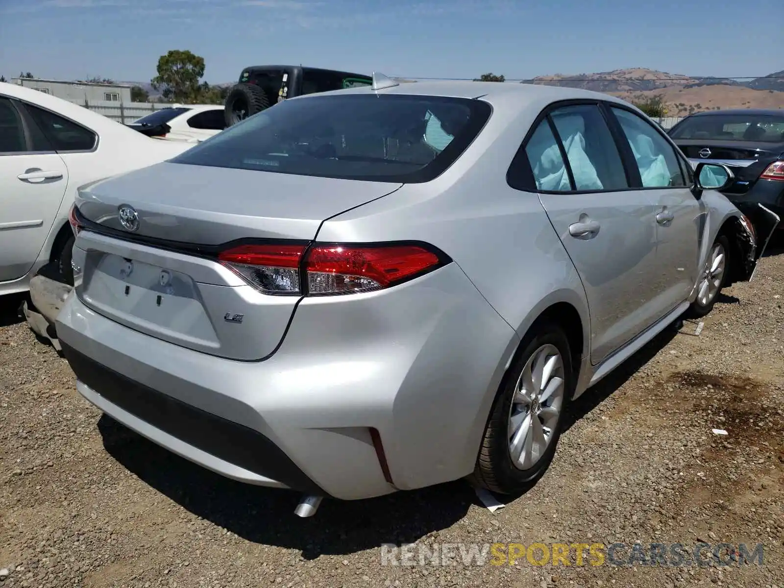 4 Photograph of a damaged car 5YFVPMAE5MP257010 TOYOTA COROLLA 2021