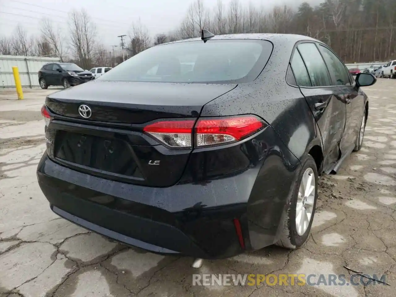 4 Photograph of a damaged car 5YFVPMAE5MP263034 TOYOTA COROLLA 2021