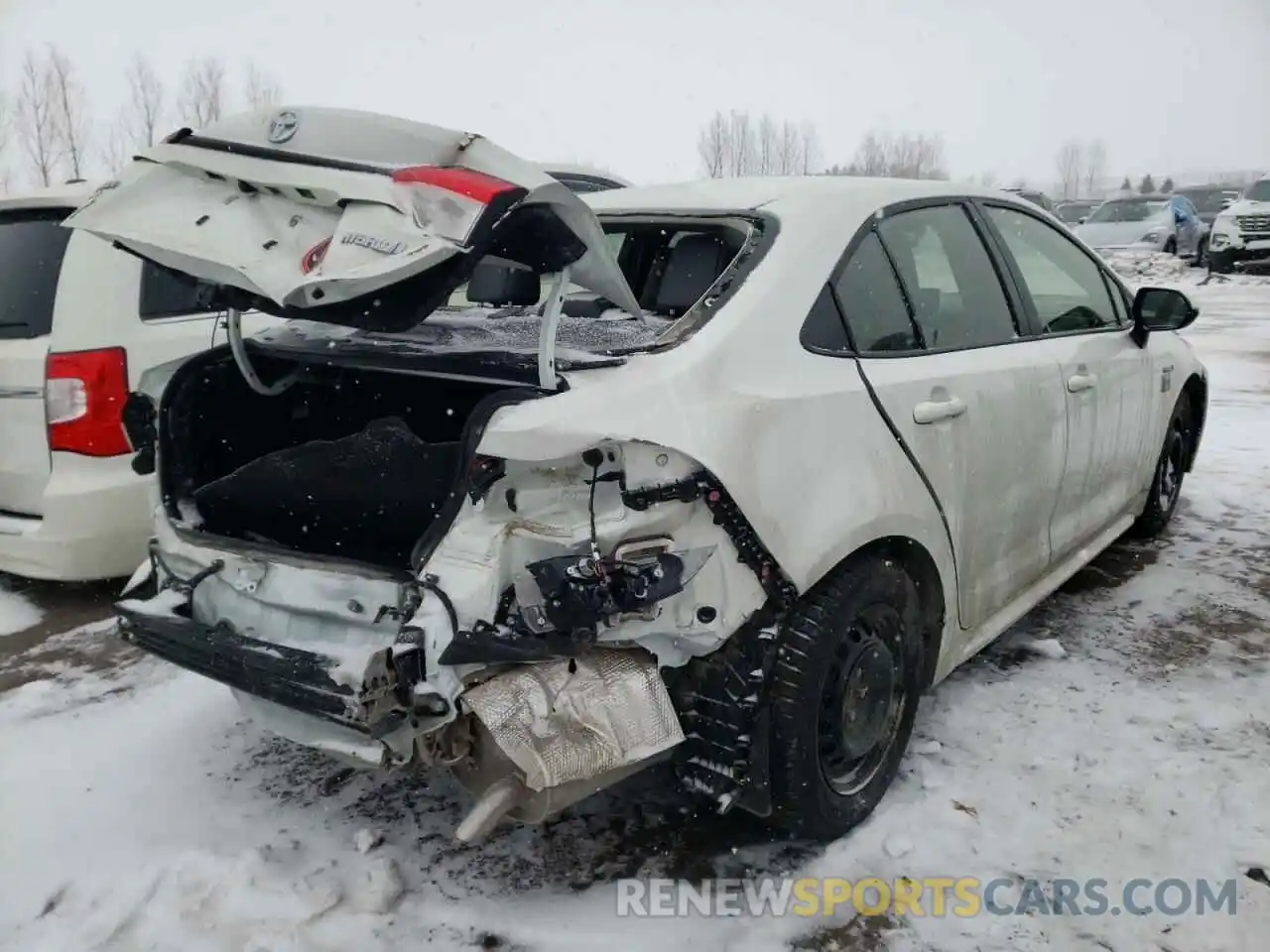 4 Photograph of a damaged car JTDBAMDE4MJ002076 TOYOTA COROLLA 2021