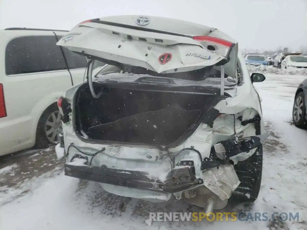 9 Photograph of a damaged car JTDBAMDE4MJ002076 TOYOTA COROLLA 2021