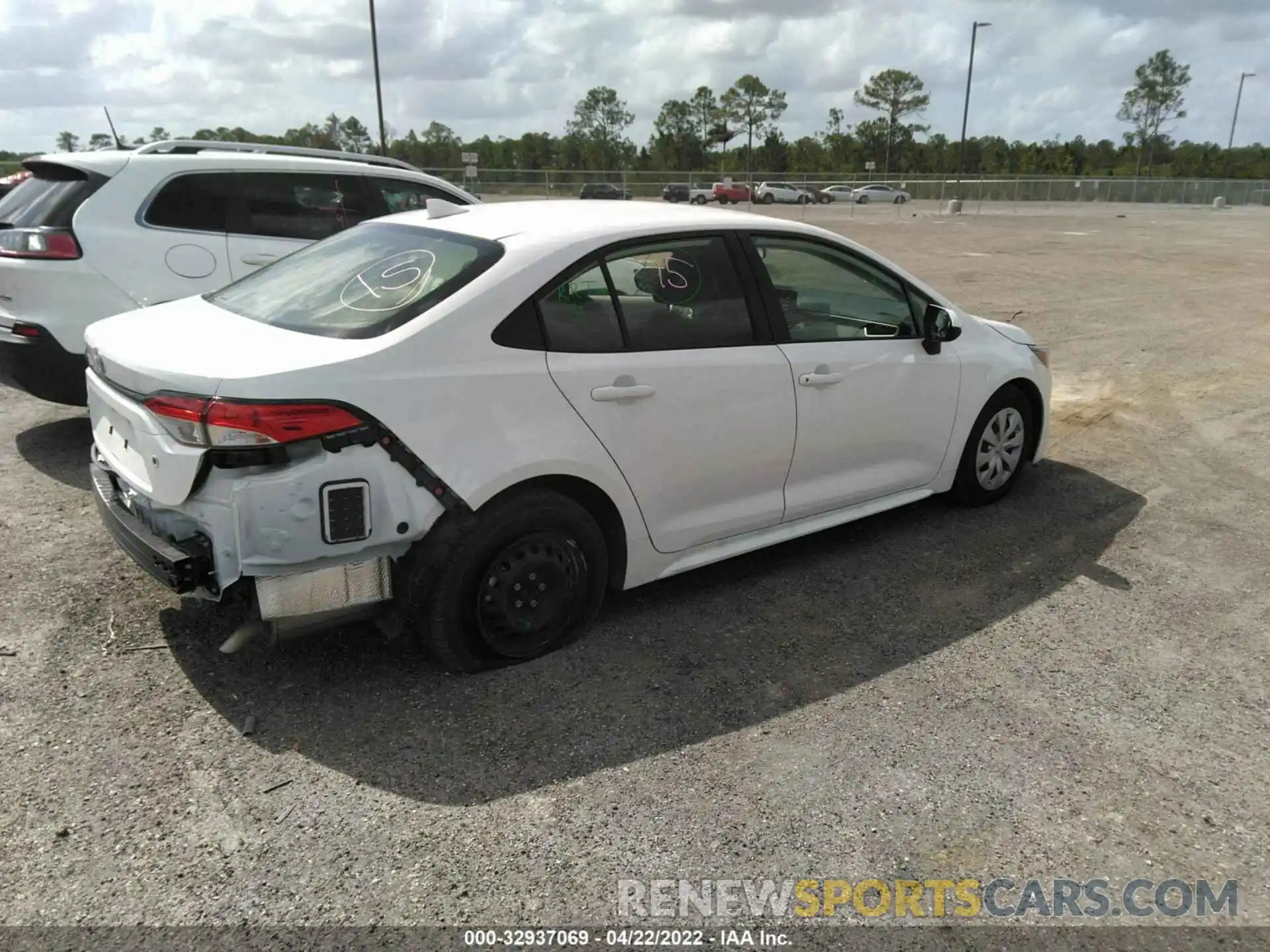 4 Photograph of a damaged car JTDDPMAE8MJ175420 TOYOTA COROLLA 2021