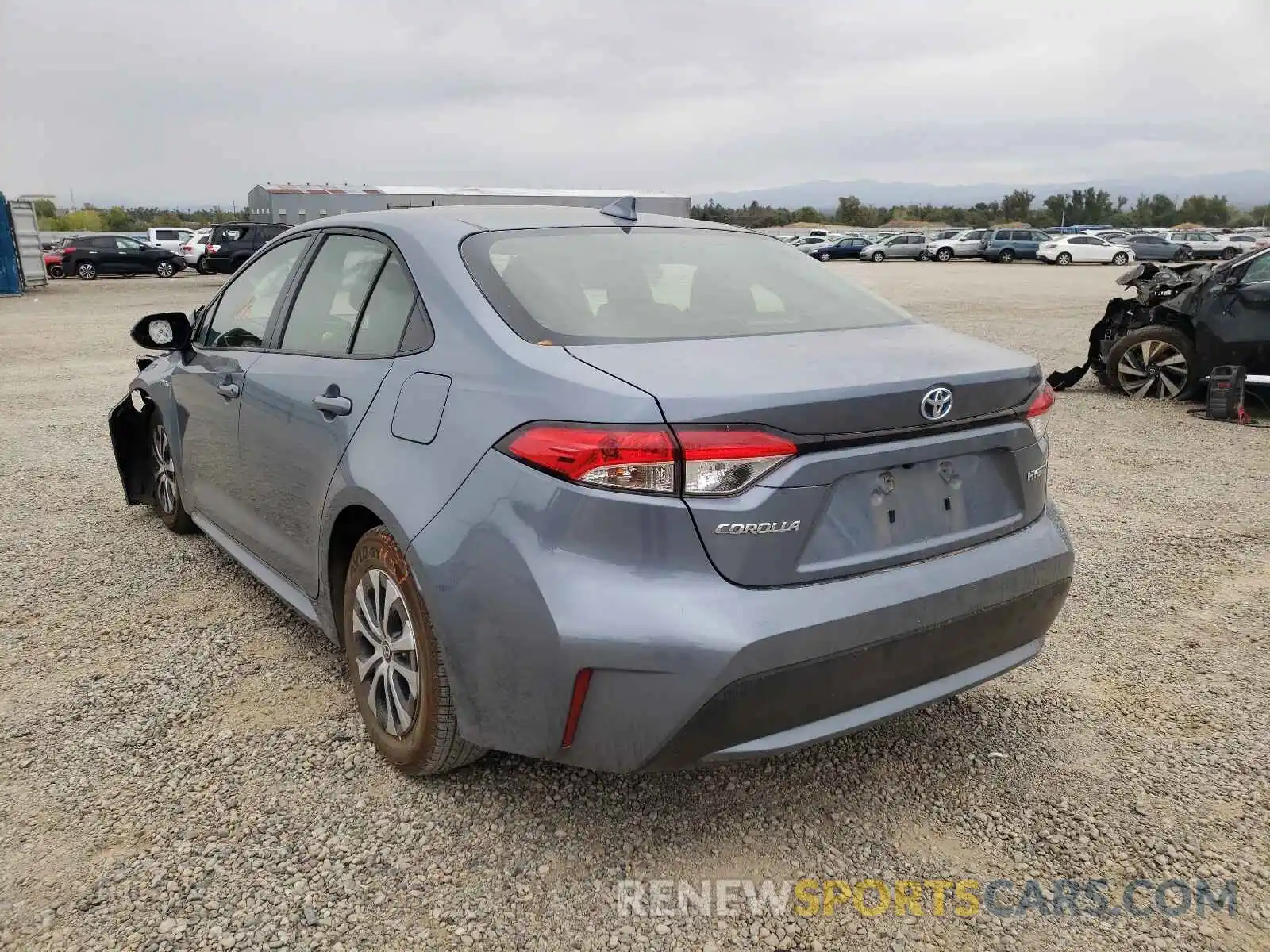 3 Photograph of a damaged car JTDEAMDE0MJ000354 TOYOTA COROLLA 2021