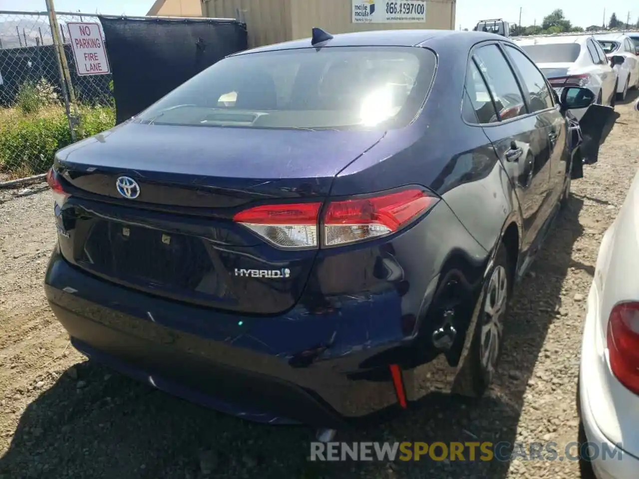 4 Photograph of a damaged car JTDEAMDE0MJ000600 TOYOTA COROLLA 2021