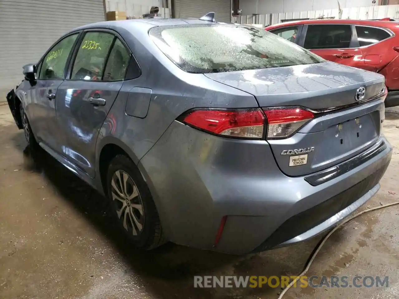 3 Photograph of a damaged car JTDEAMDE0MJ000810 TOYOTA COROLLA 2021