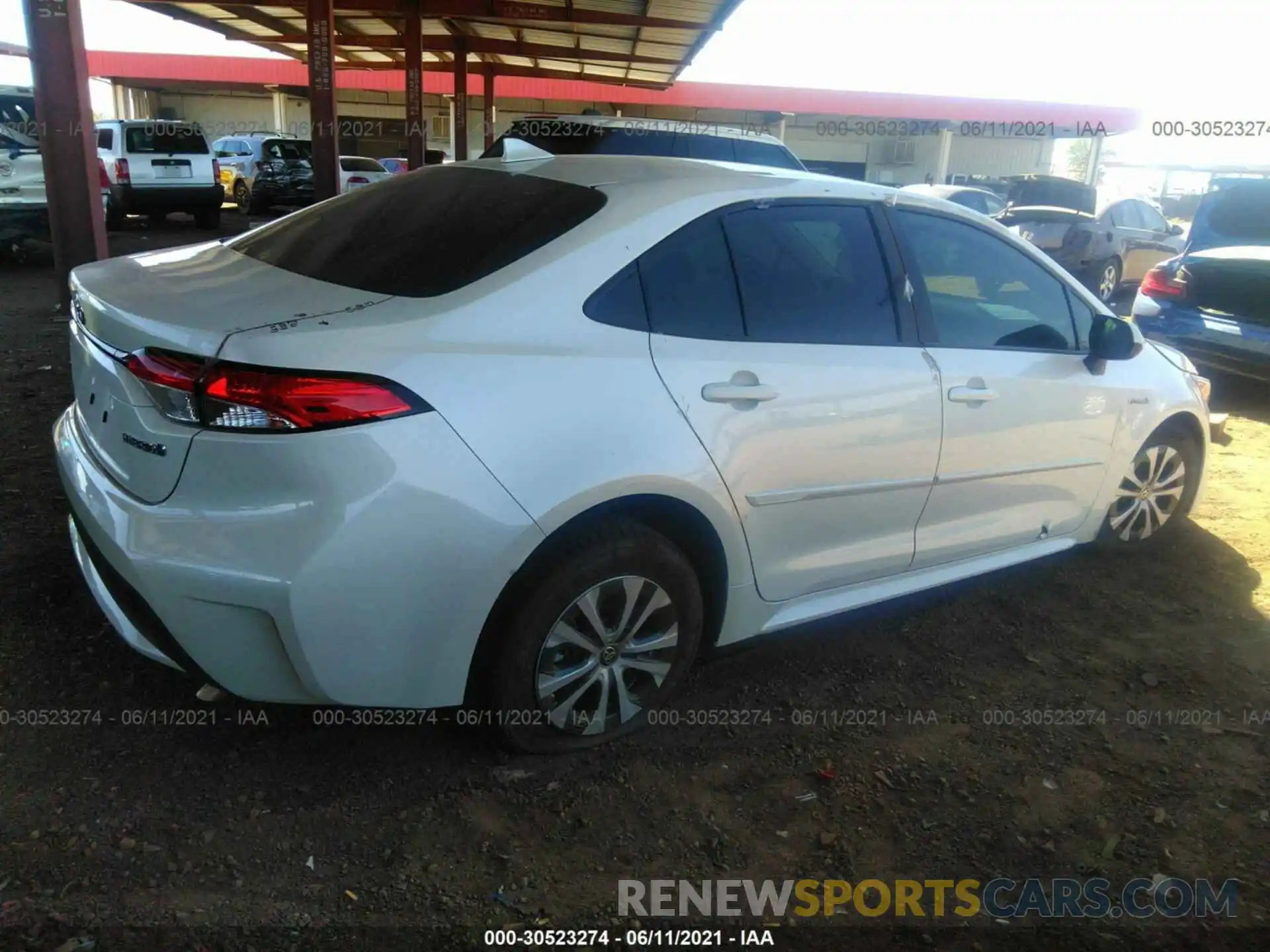 4 Photograph of a damaged car JTDEAMDE0MJ002038 TOYOTA COROLLA 2021