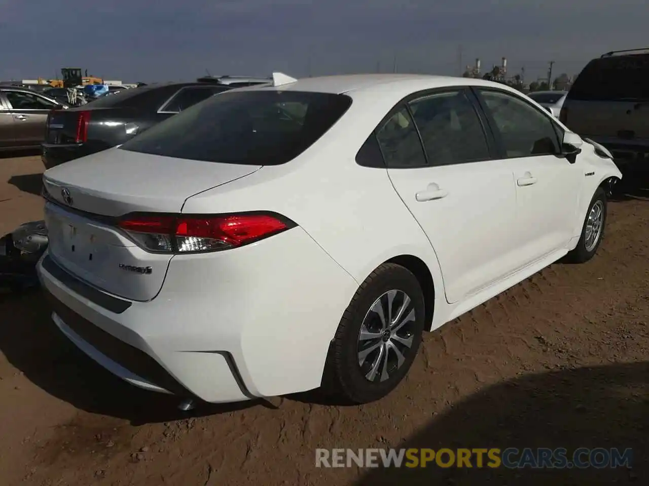 4 Photograph of a damaged car JTDEAMDE0MJ002265 TOYOTA COROLLA 2021