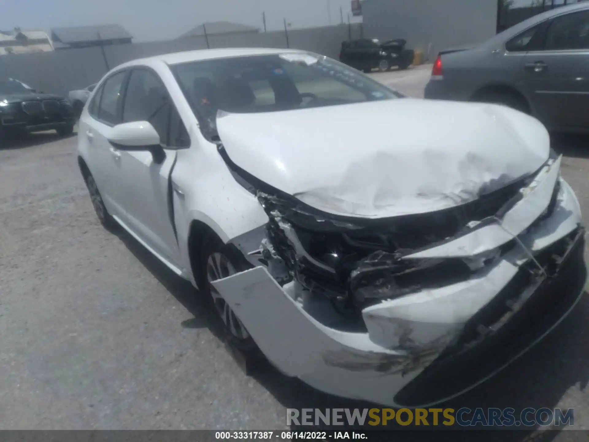 1 Photograph of a damaged car JTDEAMDE0MJ004551 TOYOTA COROLLA 2021