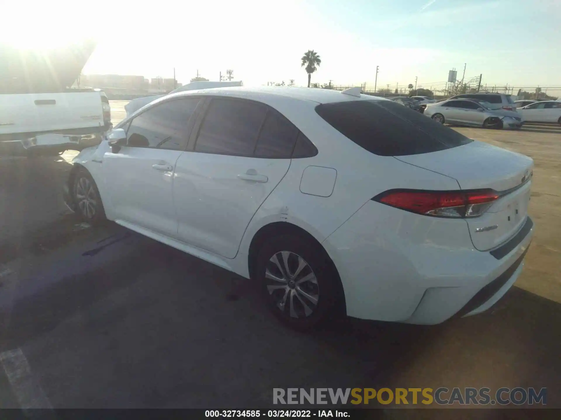 3 Photograph of a damaged car JTDEAMDE0MJ005005 TOYOTA COROLLA 2021