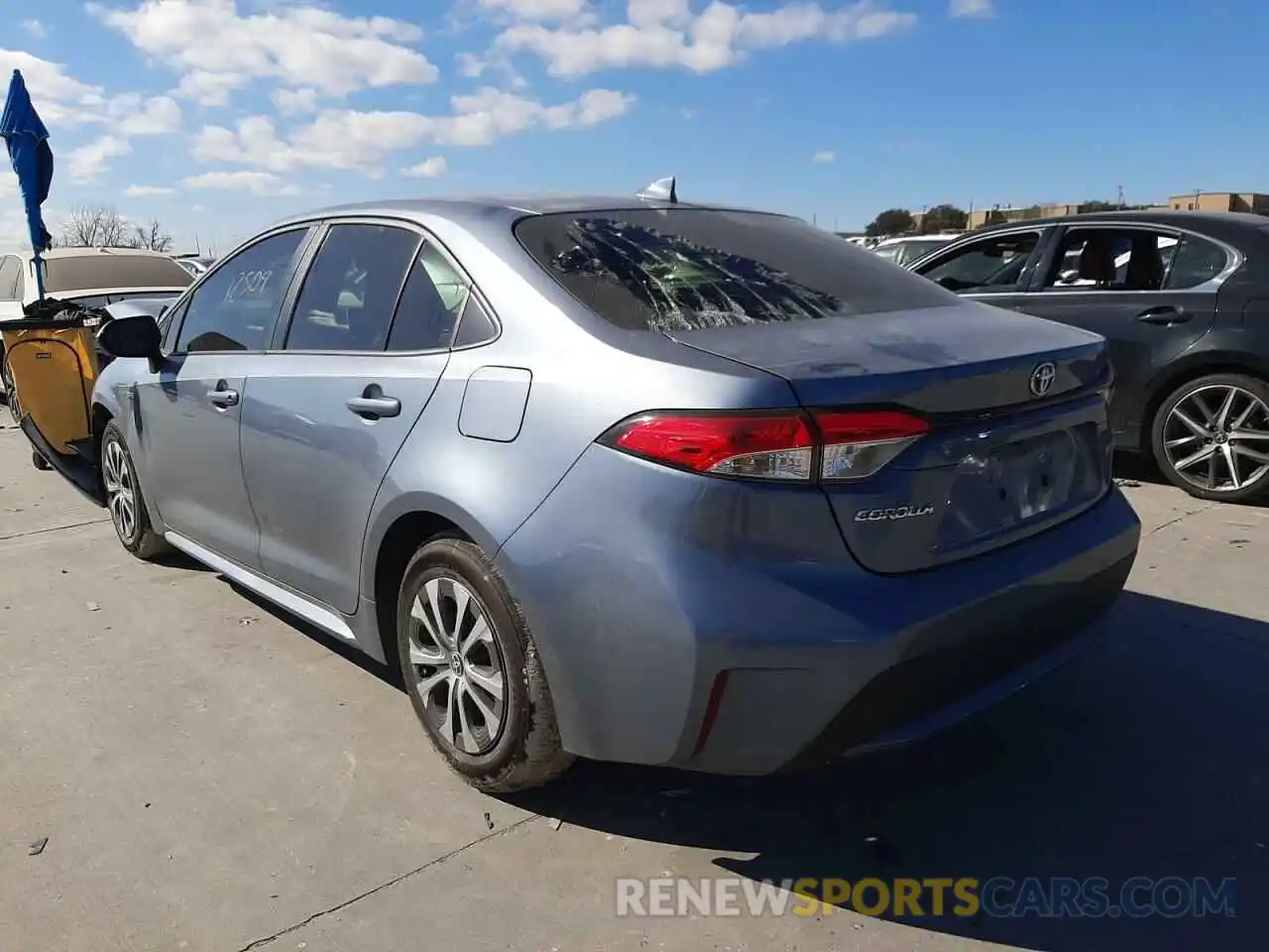 3 Photograph of a damaged car JTDEAMDE0MJ005280 TOYOTA COROLLA 2021