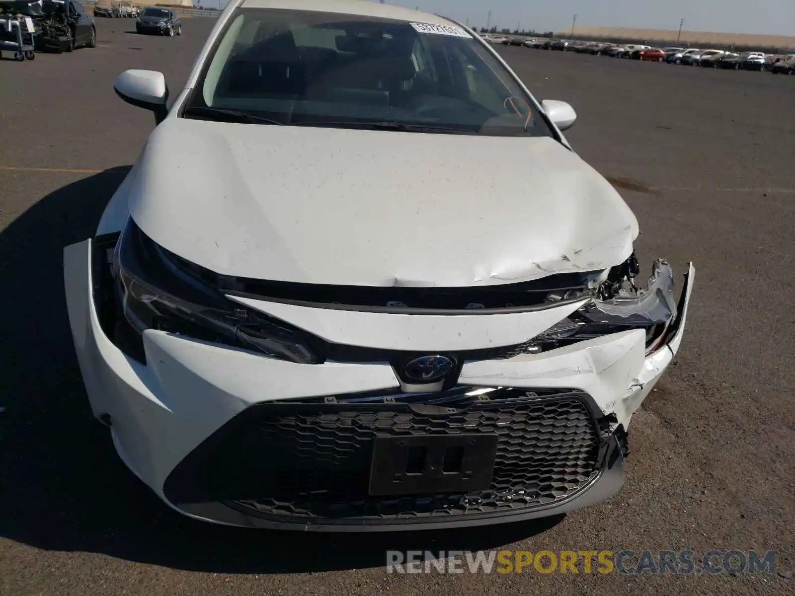 9 Photograph of a damaged car JTDEAMDE0MJ006381 TOYOTA COROLLA 2021