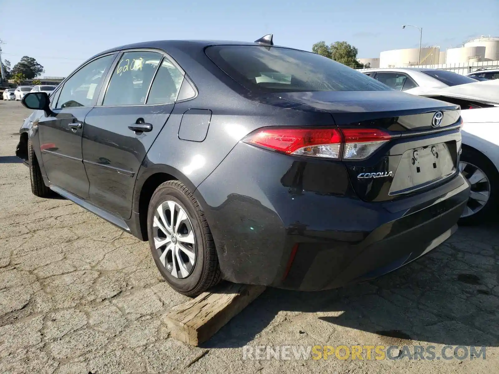 3 Photograph of a damaged car JTDEAMDE0MJ008308 TOYOTA COROLLA 2021