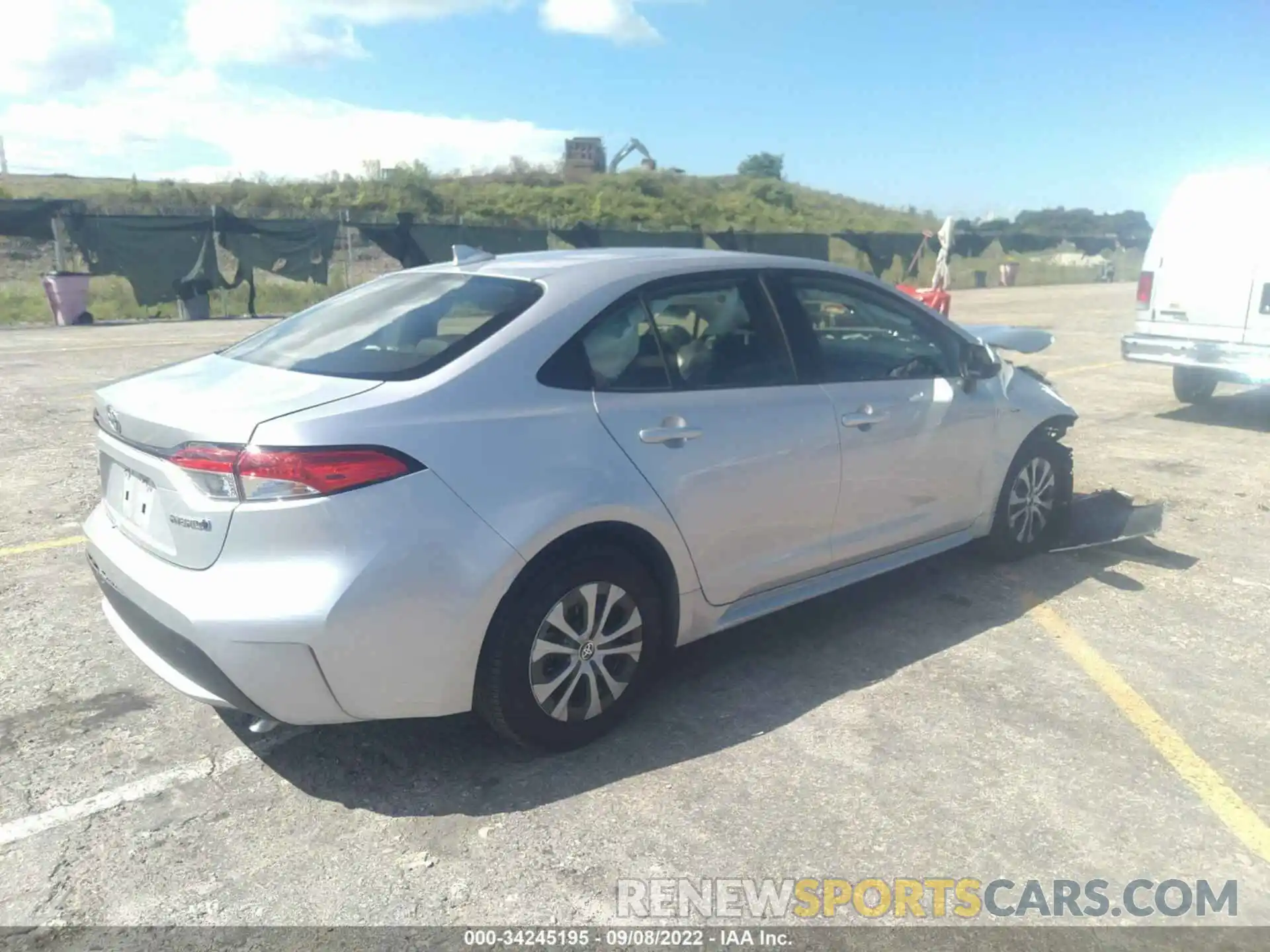 4 Photograph of a damaged car JTDEAMDE0MJ009068 TOYOTA COROLLA 2021