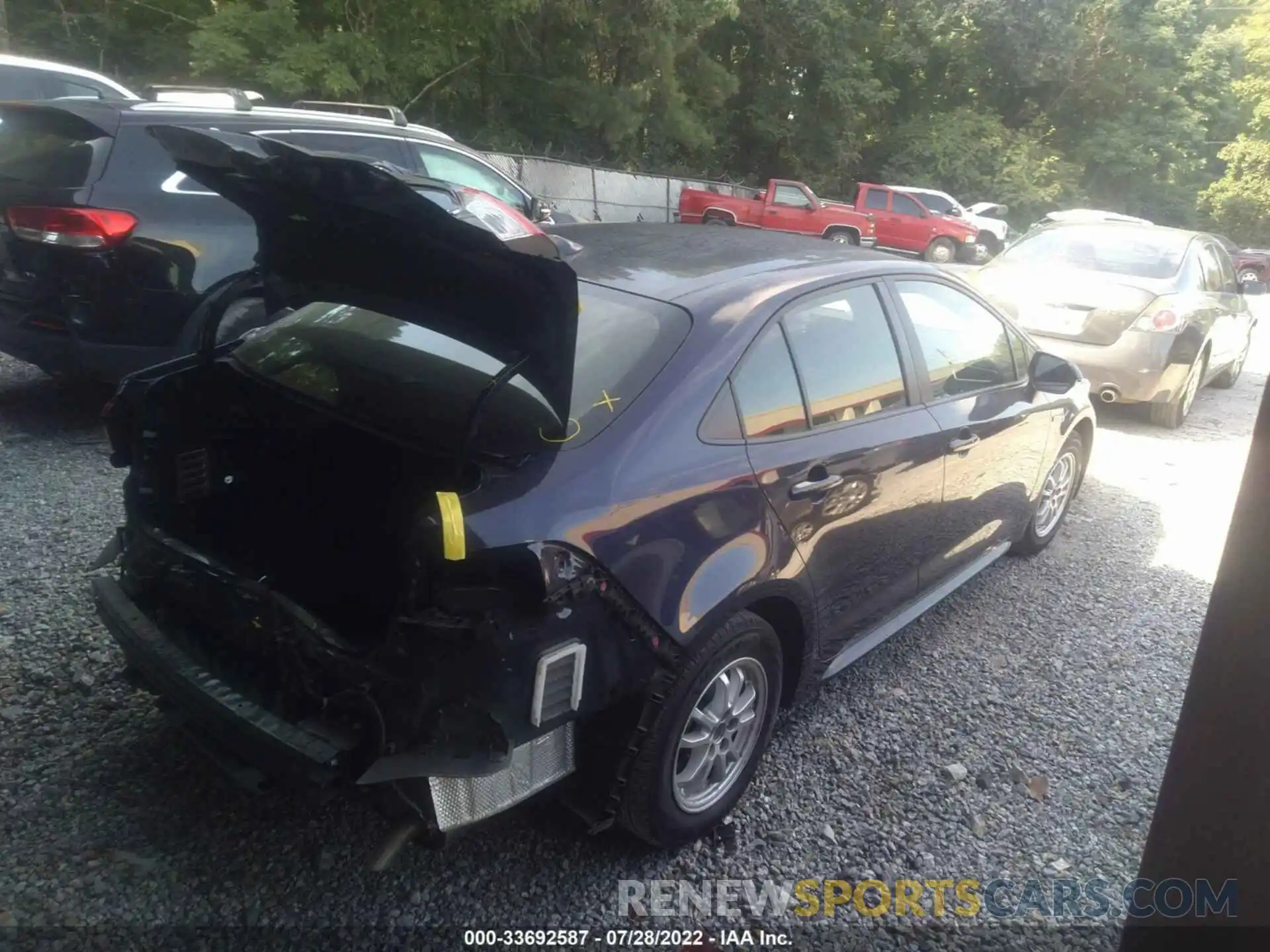 4 Photograph of a damaged car JTDEAMDE0MJ009989 TOYOTA COROLLA 2021