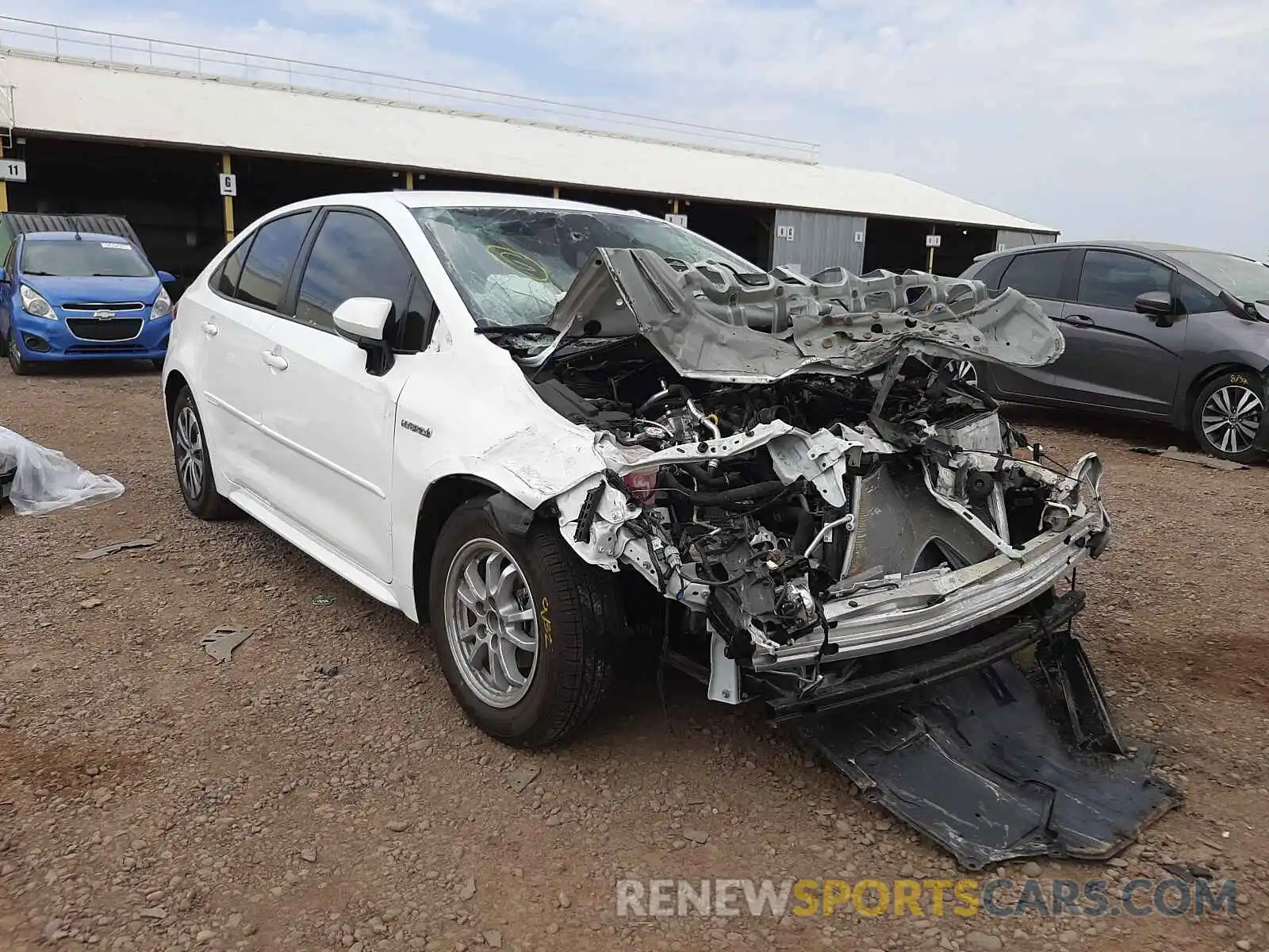 1 Photograph of a damaged car JTDEAMDE0MJ010494 TOYOTA COROLLA 2021