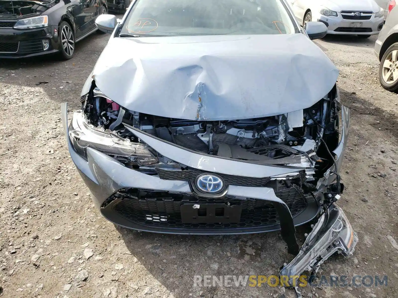 9 Photograph of a damaged car JTDEAMDE0MJ013928 TOYOTA COROLLA 2021