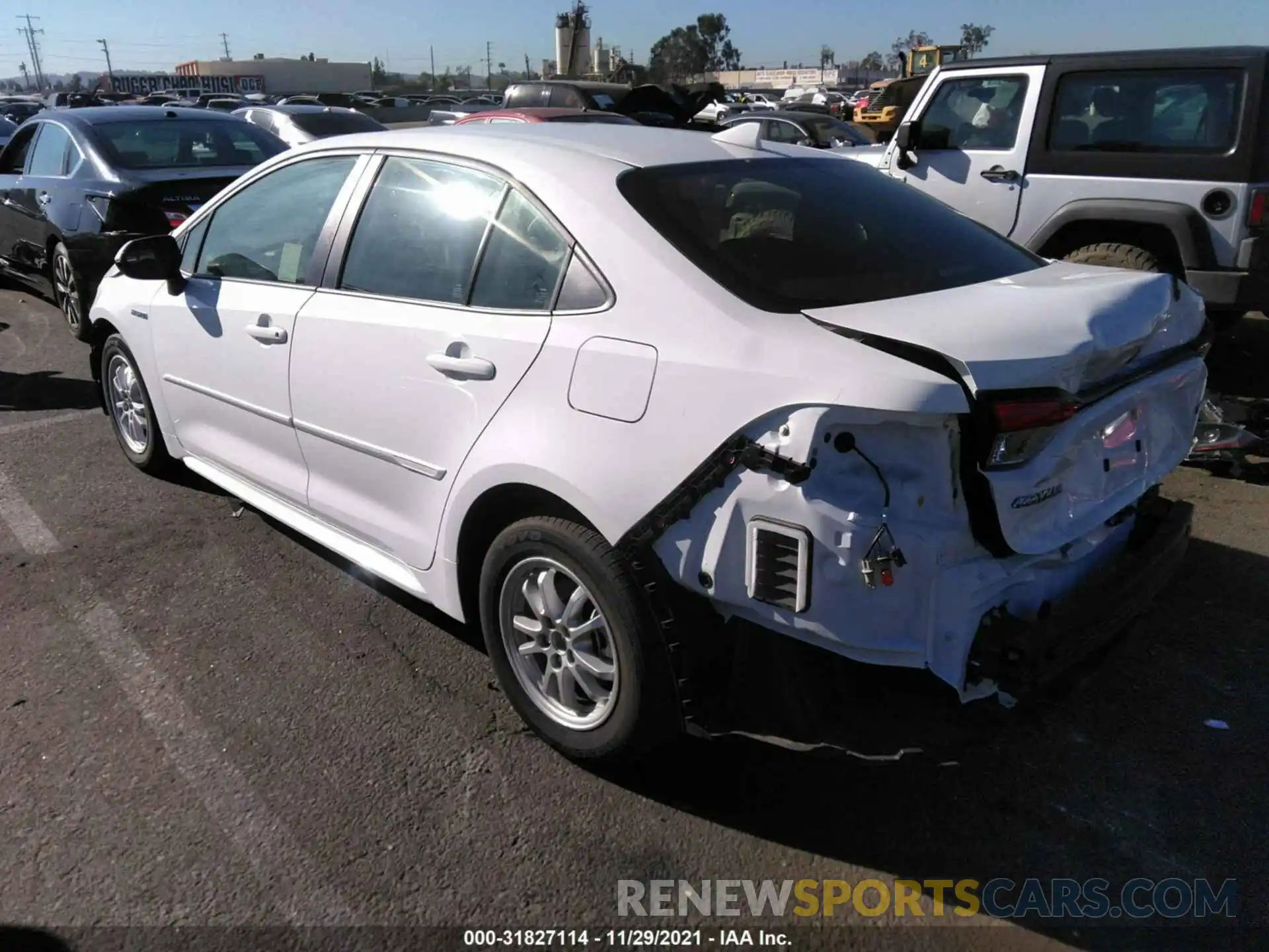 3 Photograph of a damaged car JTDEAMDE0MJ014819 TOYOTA COROLLA 2021