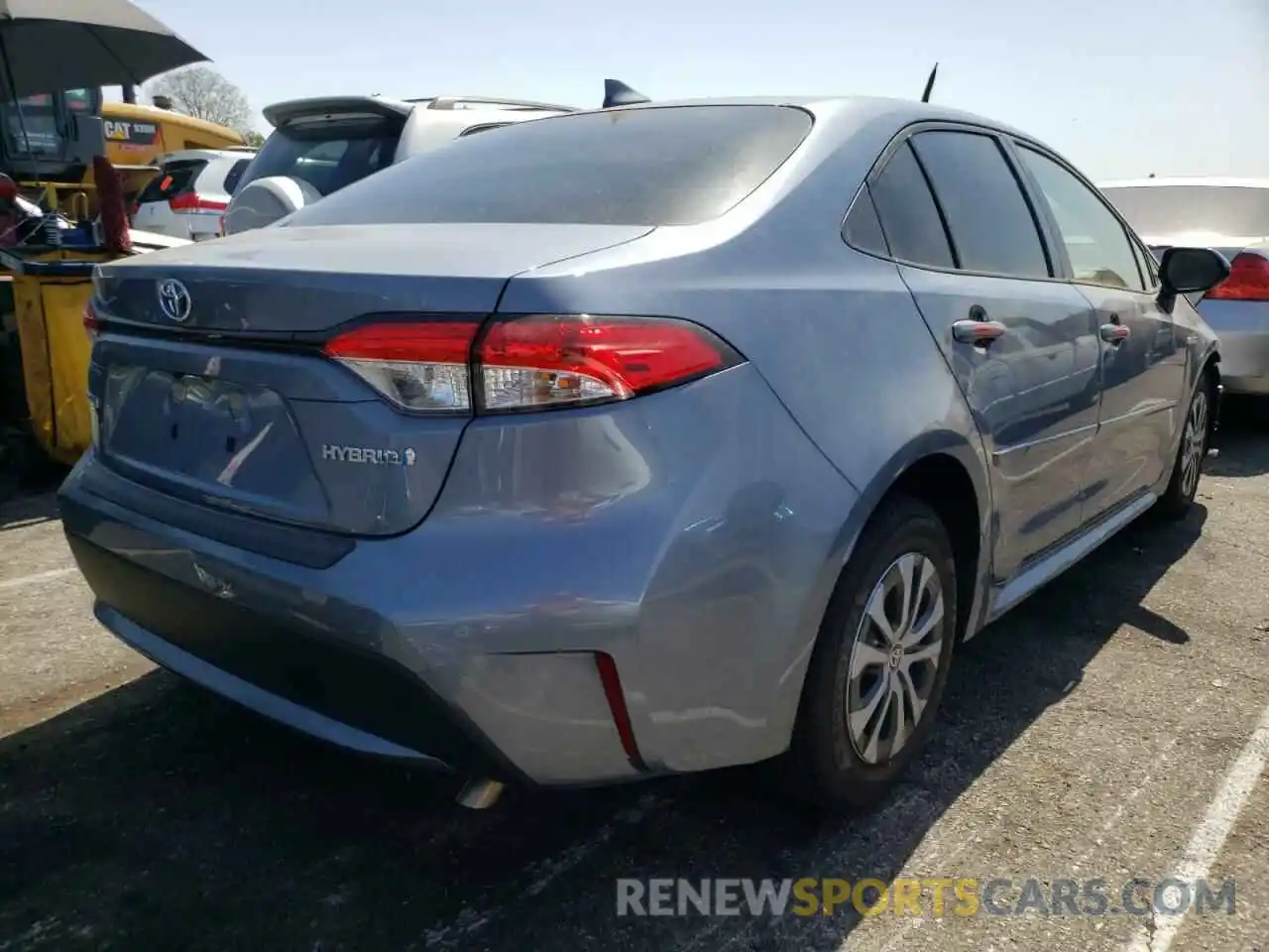 4 Photograph of a damaged car JTDEAMDE0MJ015436 TOYOTA COROLLA 2021