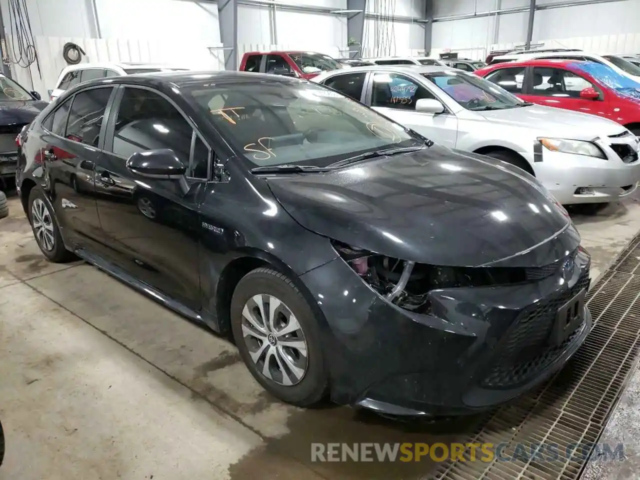 1 Photograph of a damaged car JTDEAMDE0MJ015582 TOYOTA COROLLA 2021