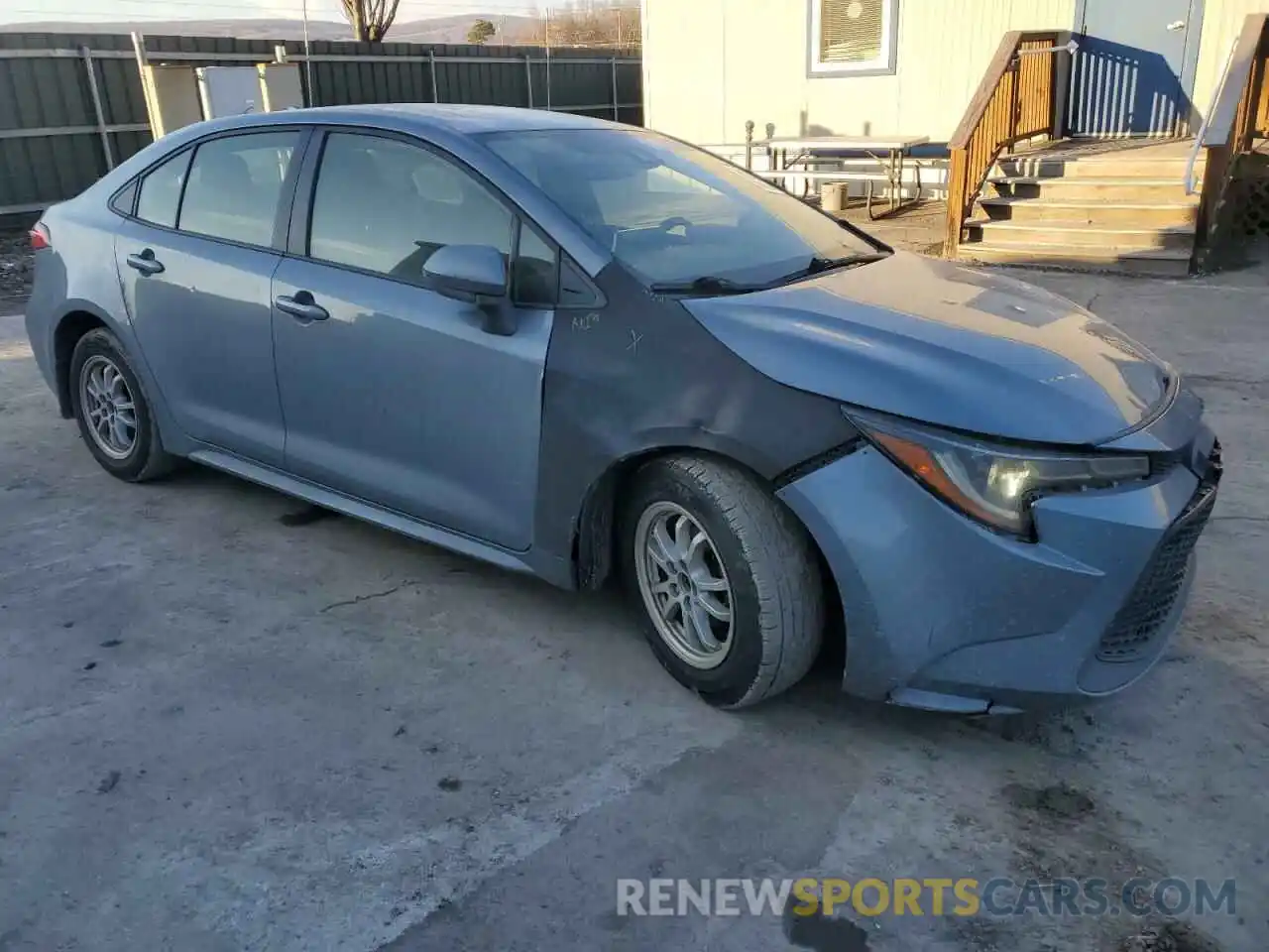 4 Photograph of a damaged car JTDEAMDE0MJ020216 TOYOTA COROLLA 2021